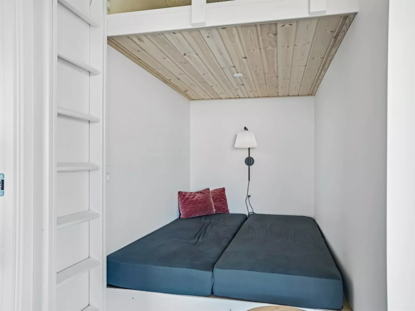 "Merete" - 900m from the sea-Drinnen