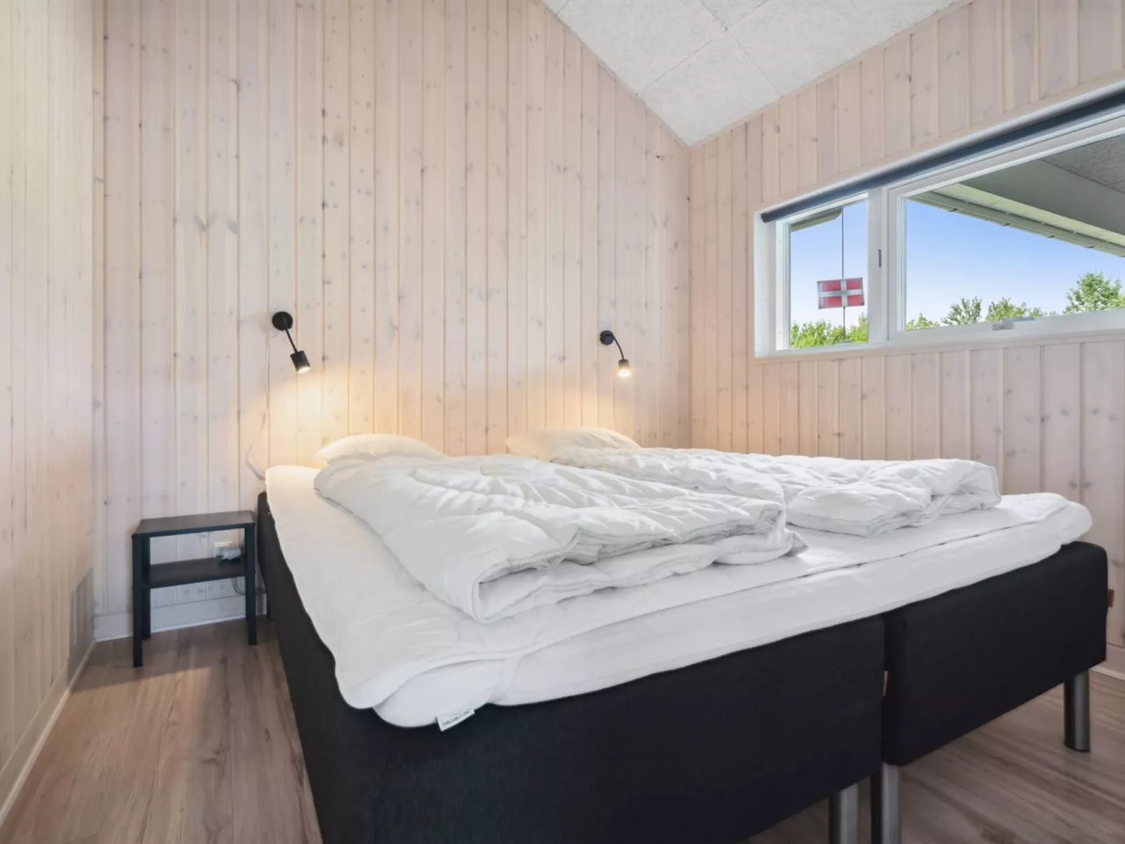 "Amdi" - 700m from the sea-Drinnen