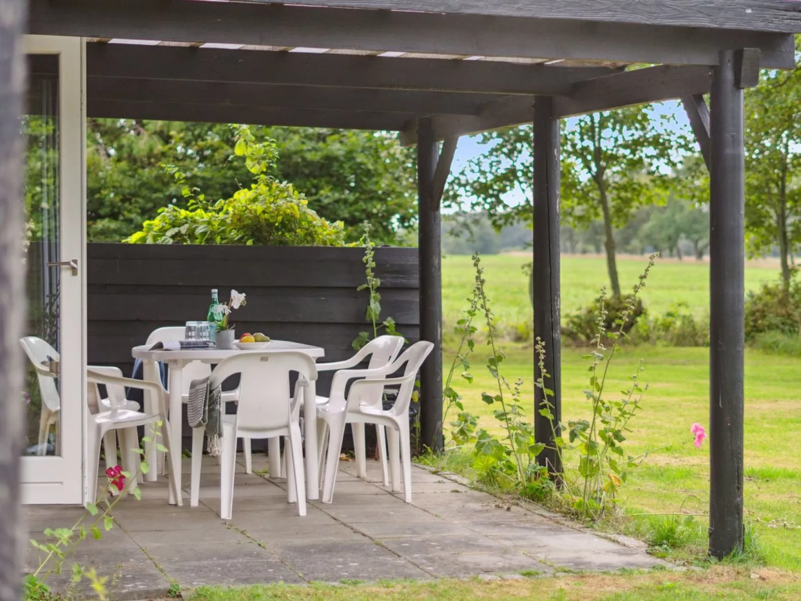 "Thana" - 8km from the sea-Dehors