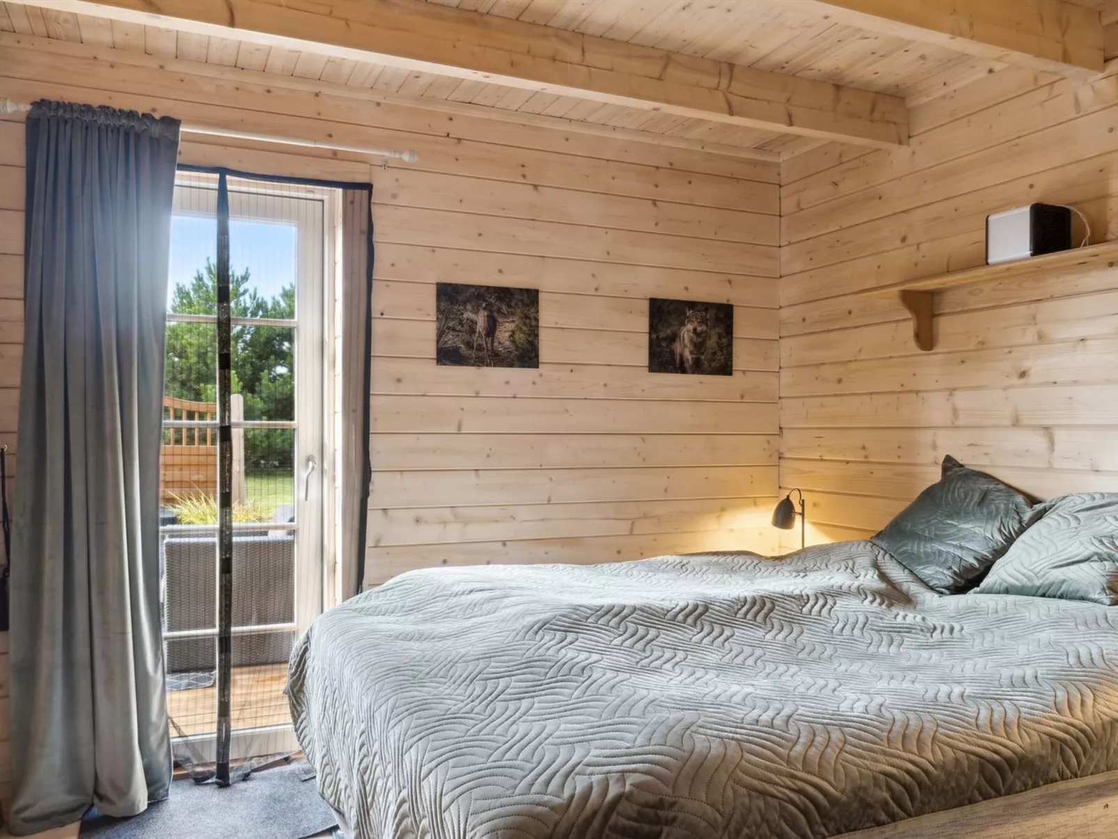 "Vicktoria" - 1.5km from the sea-Inside