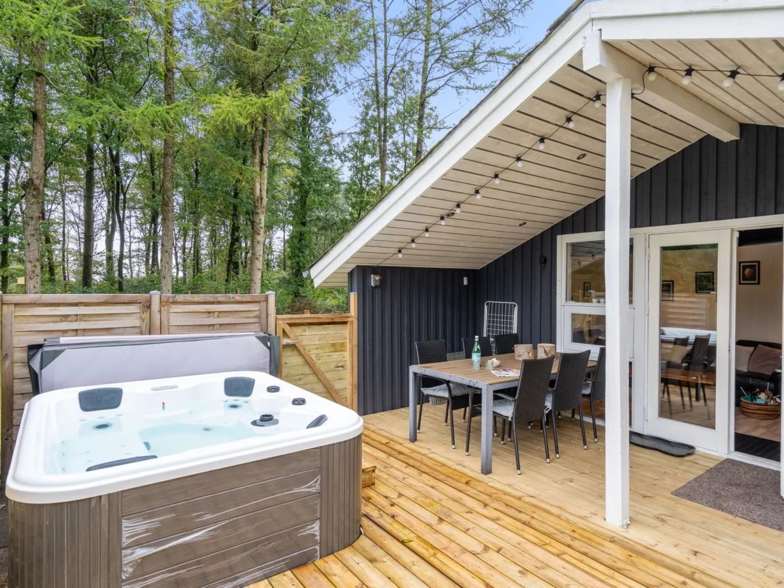 "Brynhild" - 30km from the sea-Draußen