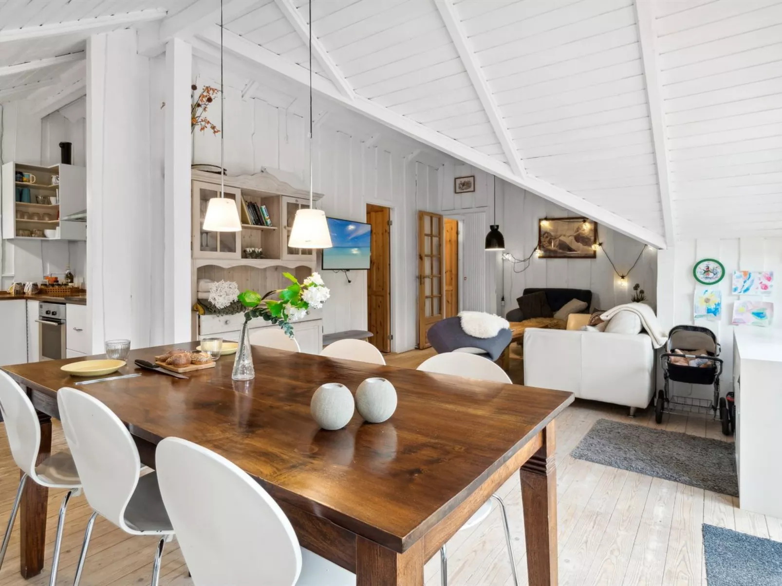 "Ninni" - 3.2km from the sea-Drinnen