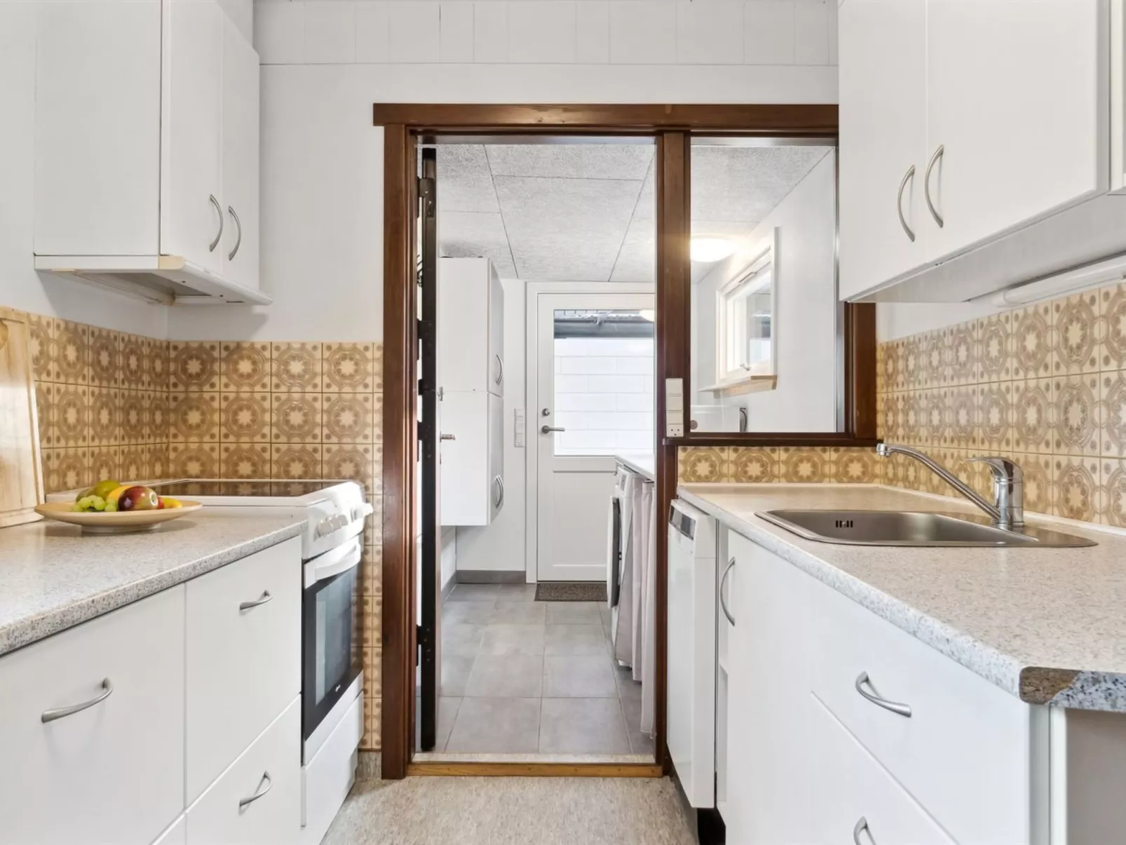 "Agnita" - 8km from the sea-Dedans