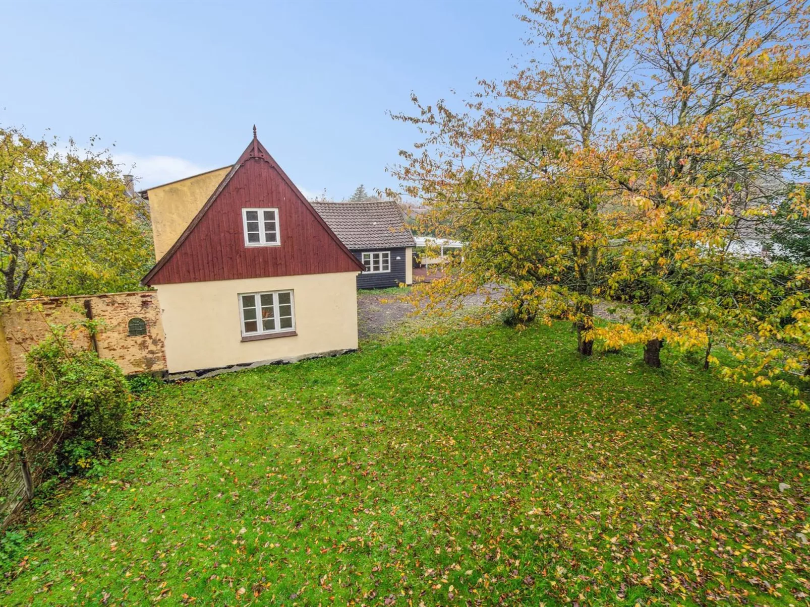 "Edele" - 3.8km from the sea-Outside