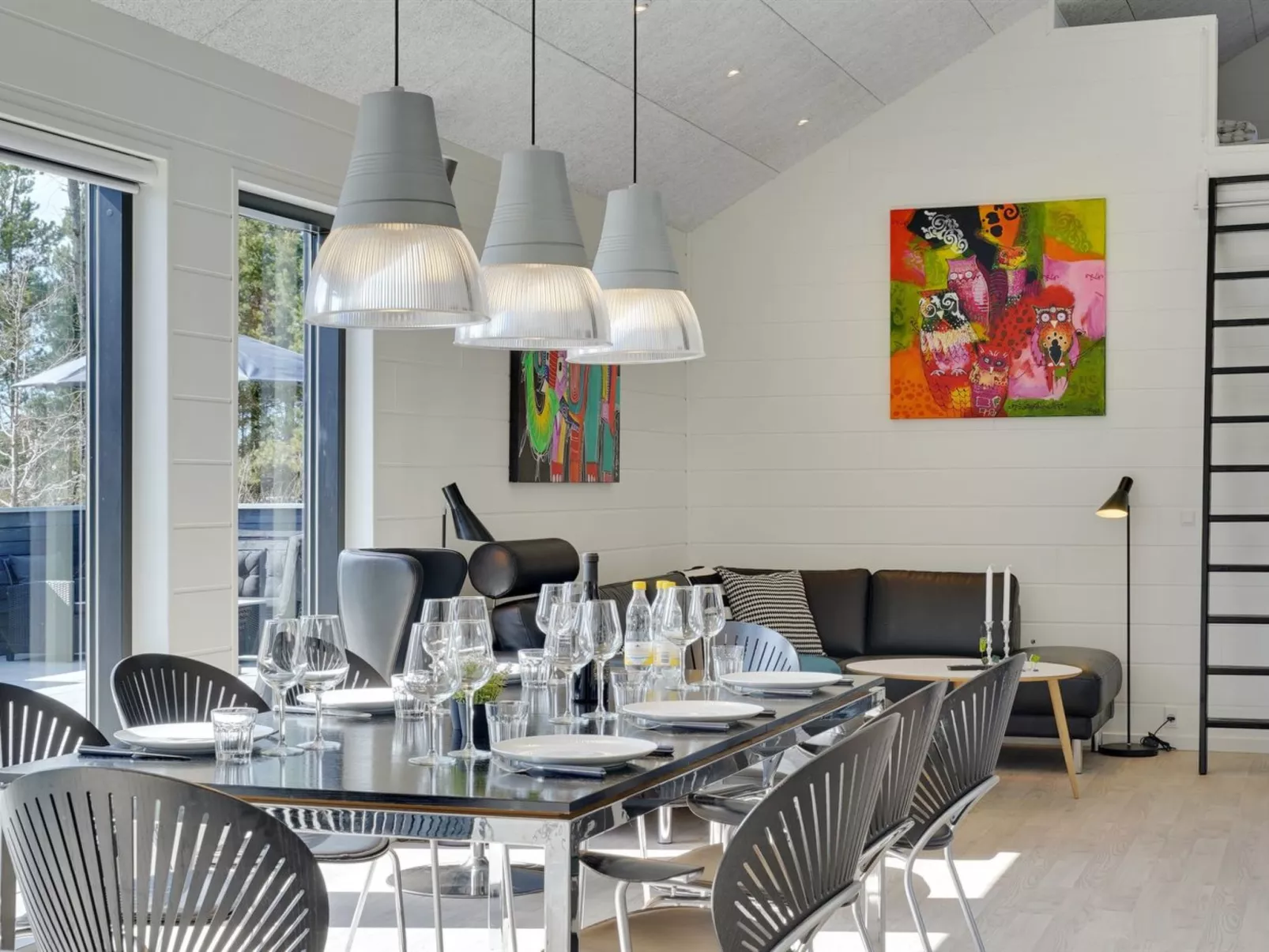 "Henrikke" - 500m to the fjord-Dedans