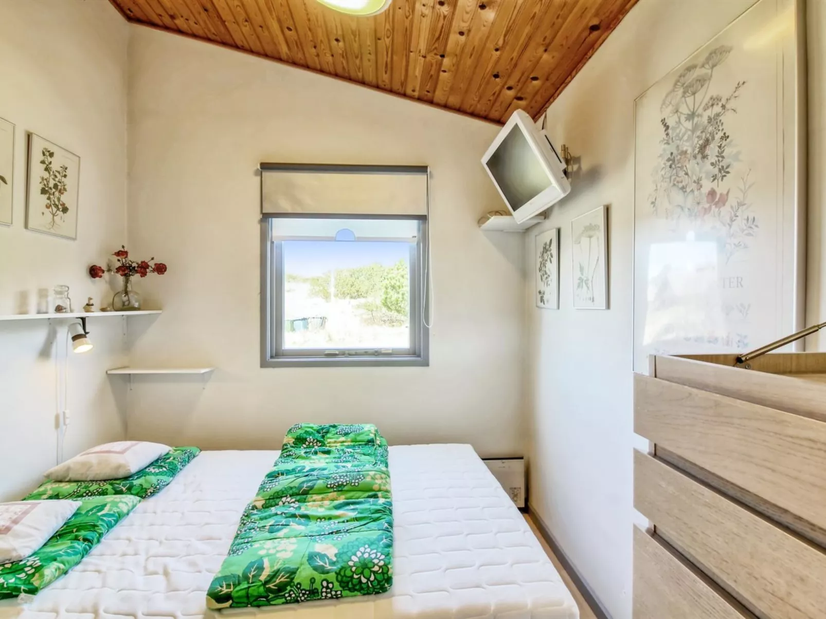 "Gerasim" - 1km from the sea-Drinnen