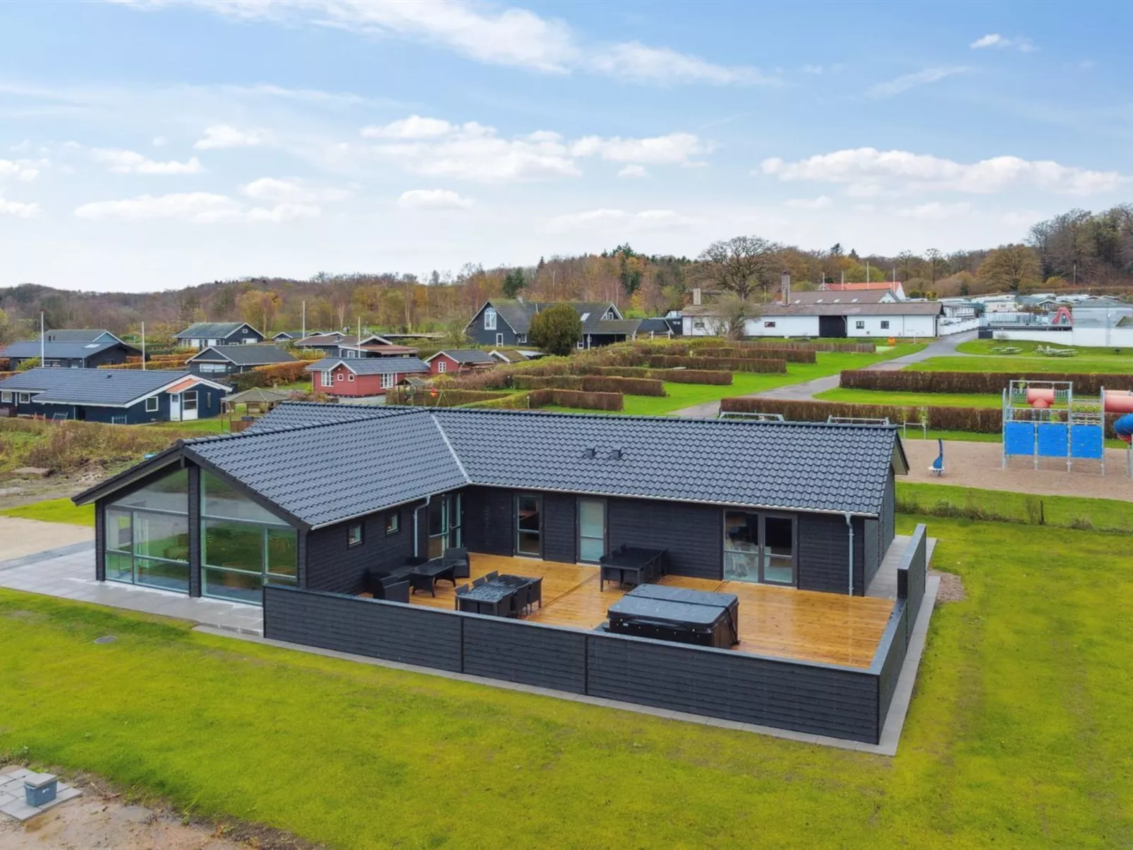 "Clare" - 100m from the sea-Inside