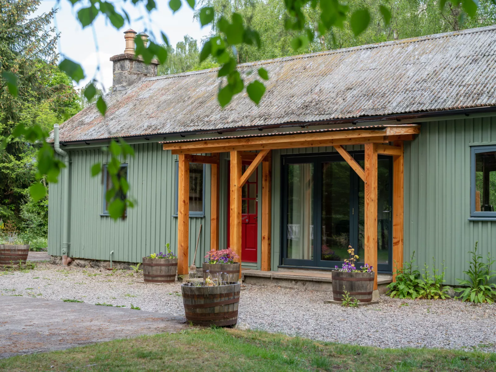 Kerrow Cottage-Outside