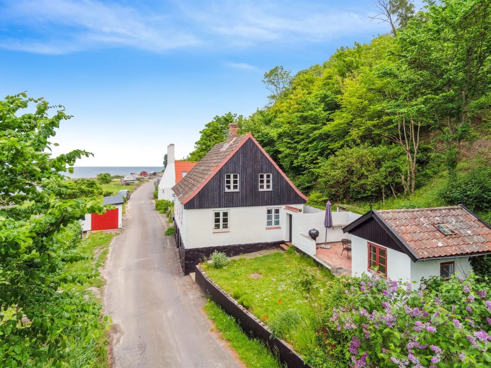 "Scarlet" - 5m from the sea-Draußen