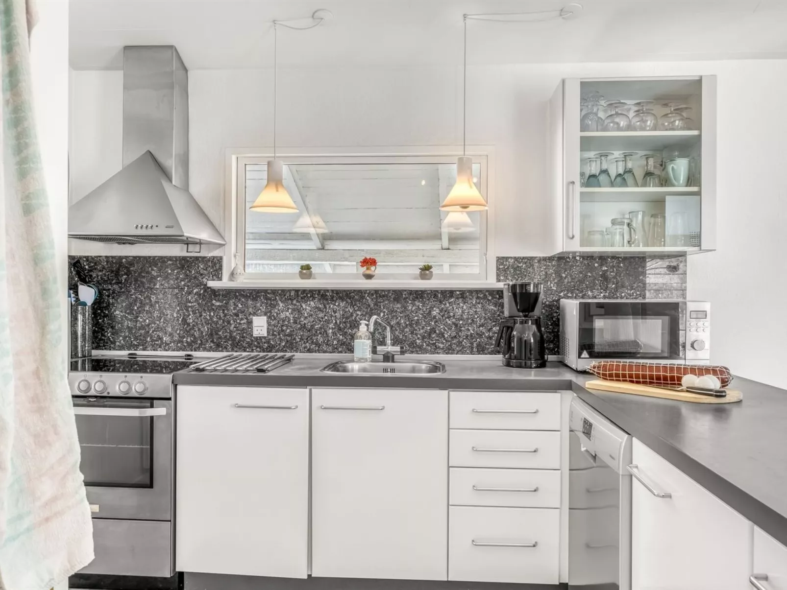 "Eulalia" - 50m from the sea-Dedans