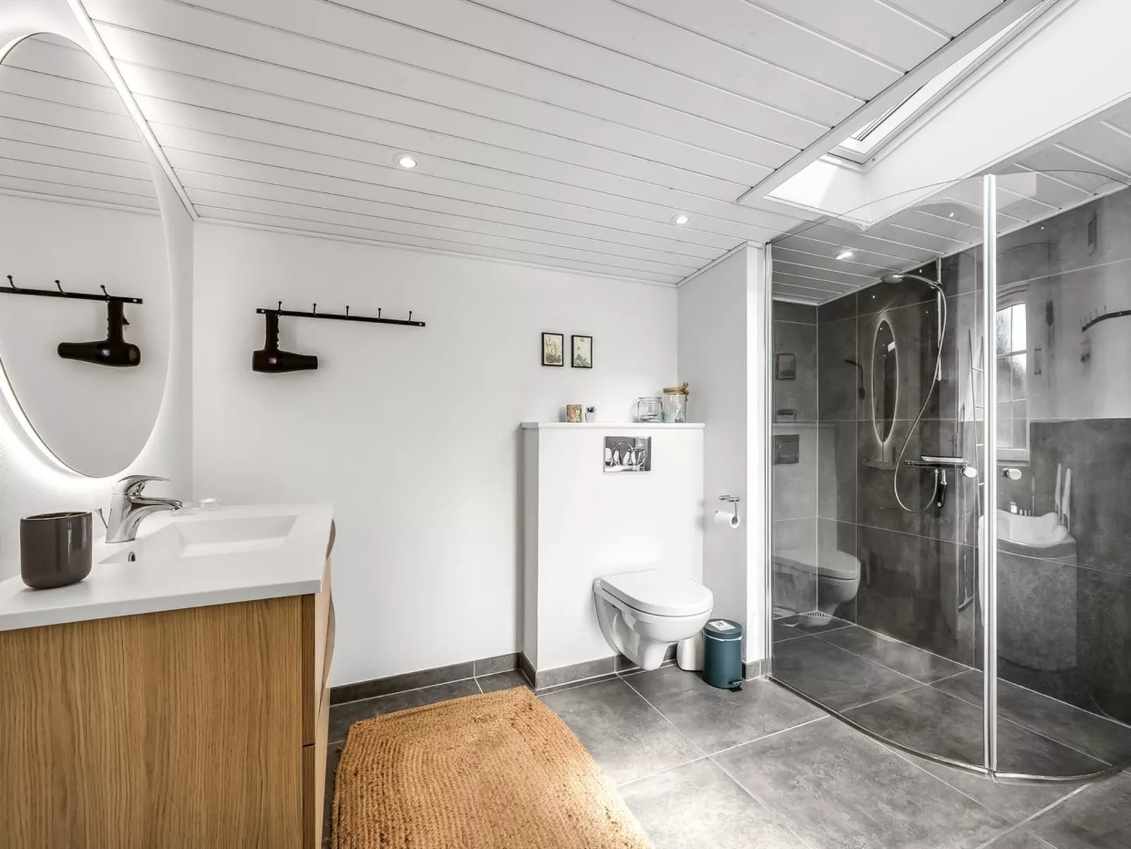 "Ludvika" - 300m to the fjord-Inside