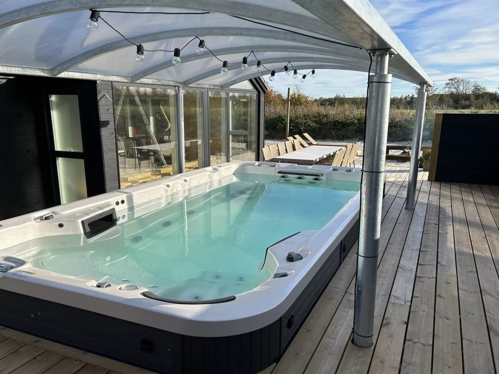 "Grep" - 800m from the sea-Drinnen