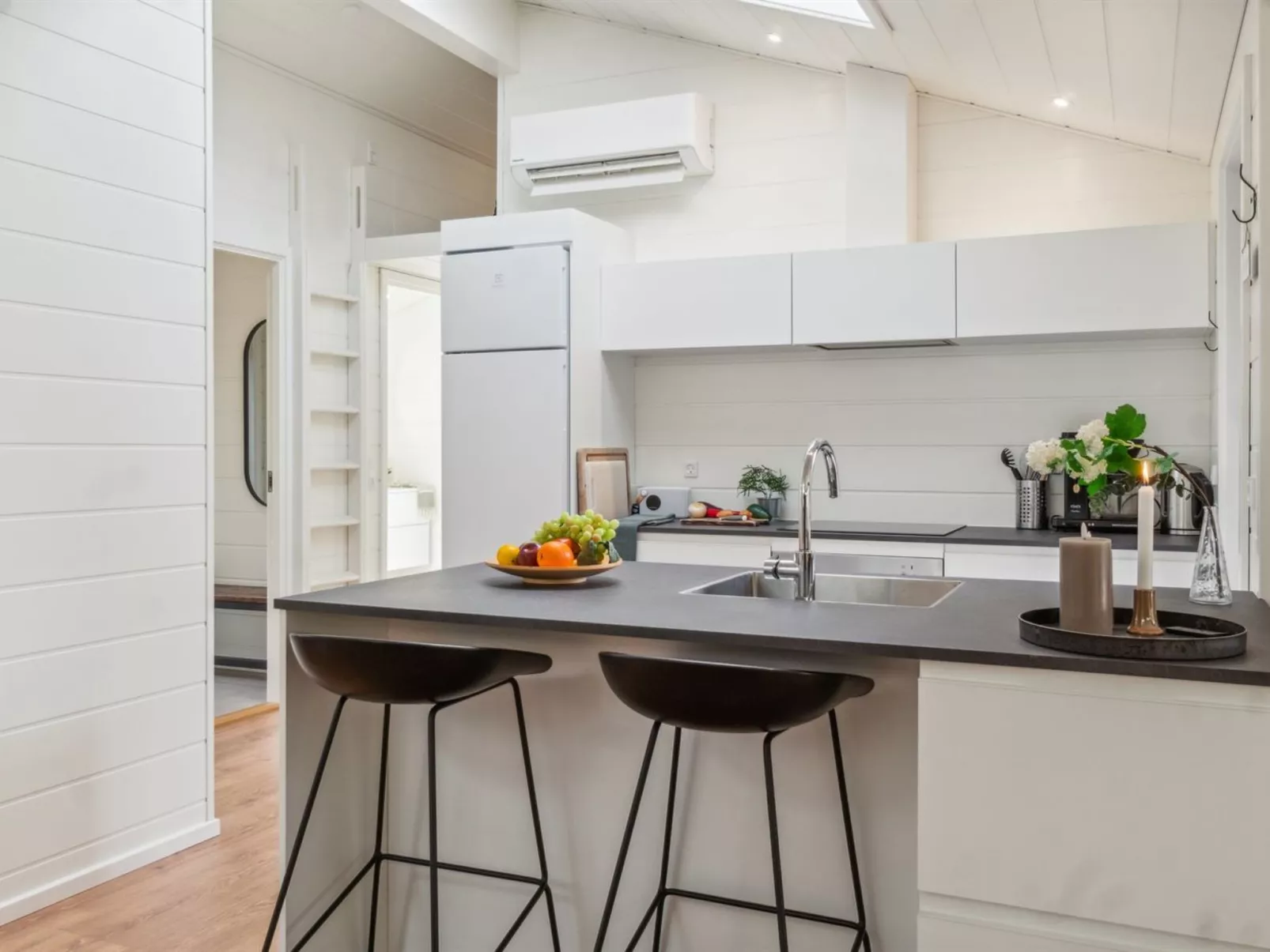 "Ela" - 800m from the sea-Inside