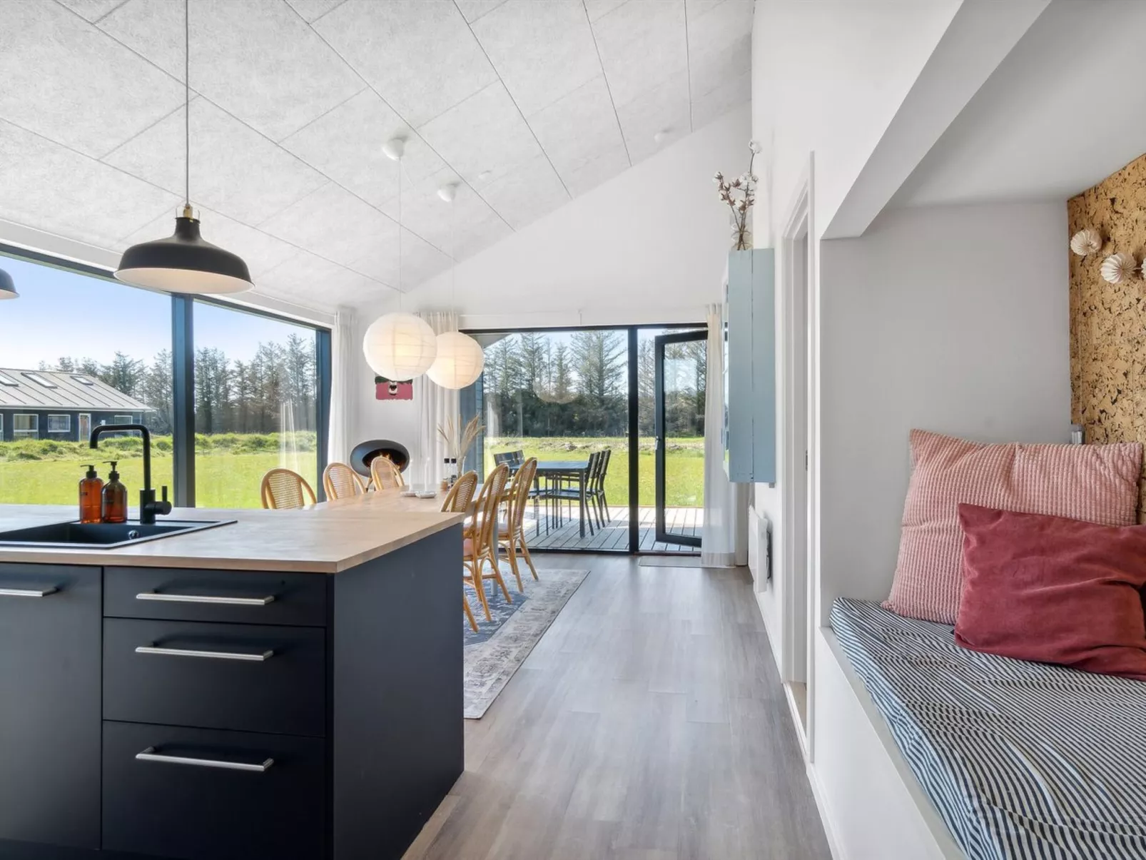 "Cresta" - 1.4km from the sea-Inside