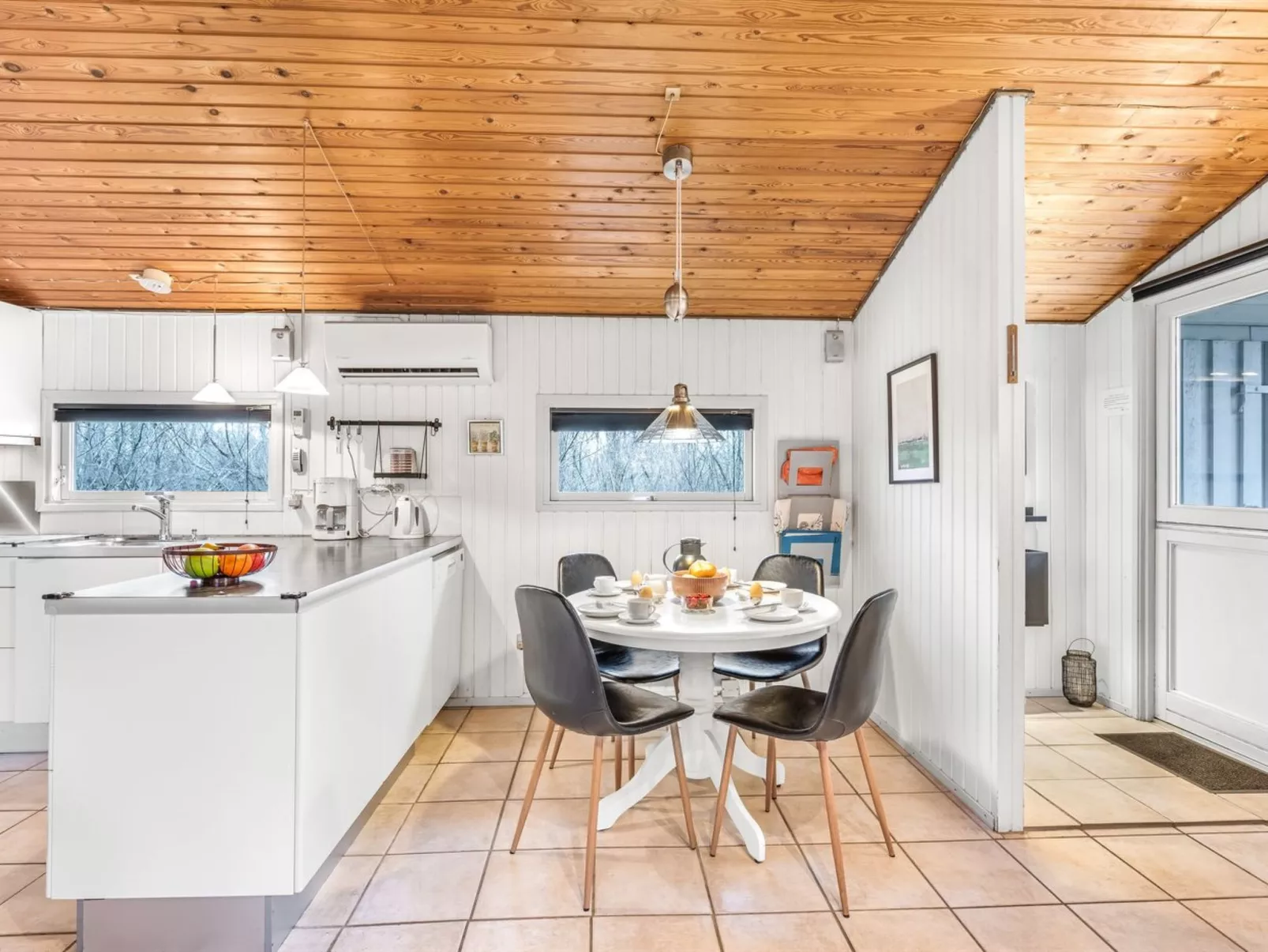 "Barni" - 11km from the sea-Drinnen