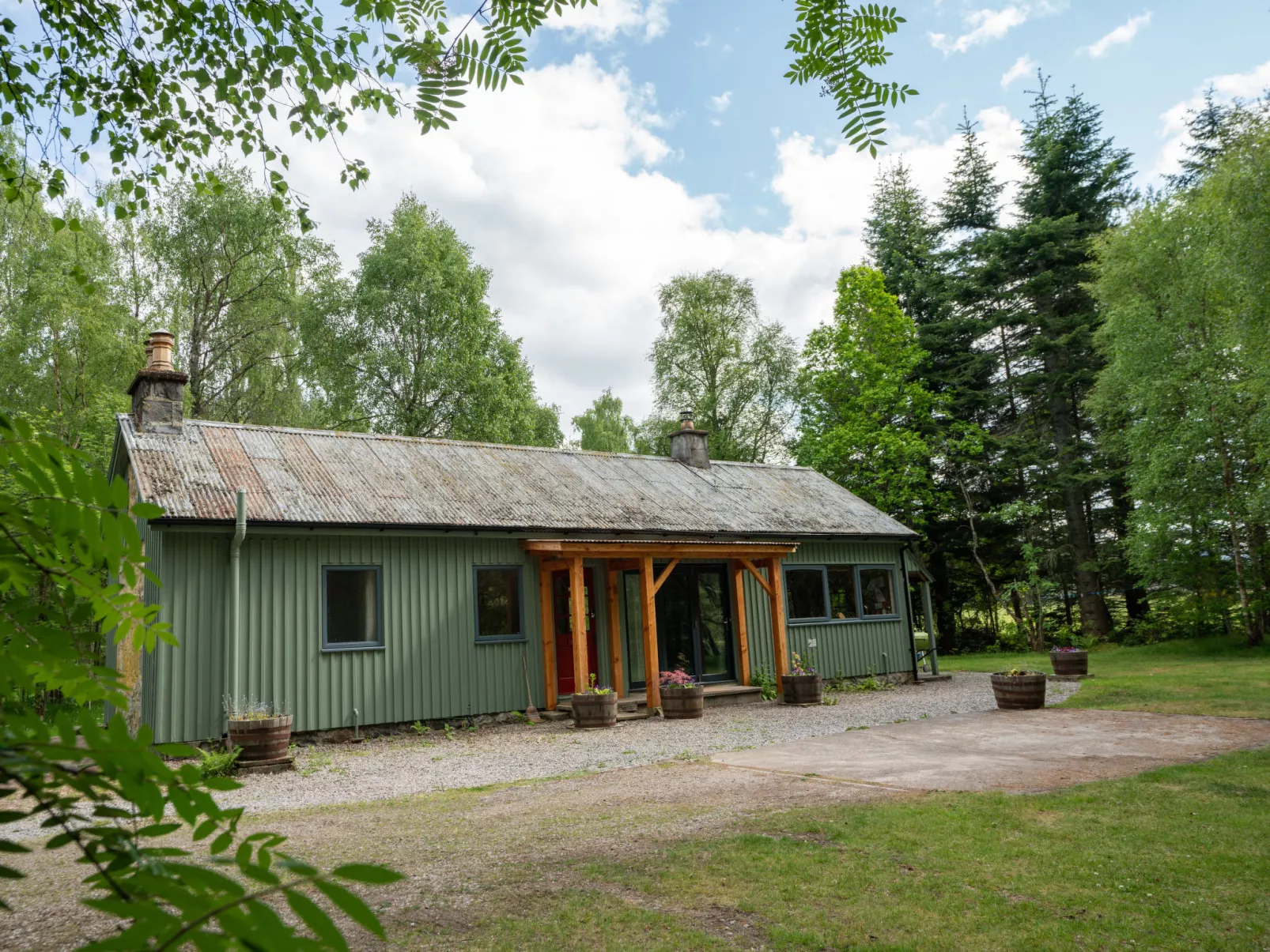 Kerrow Cottage-Outside