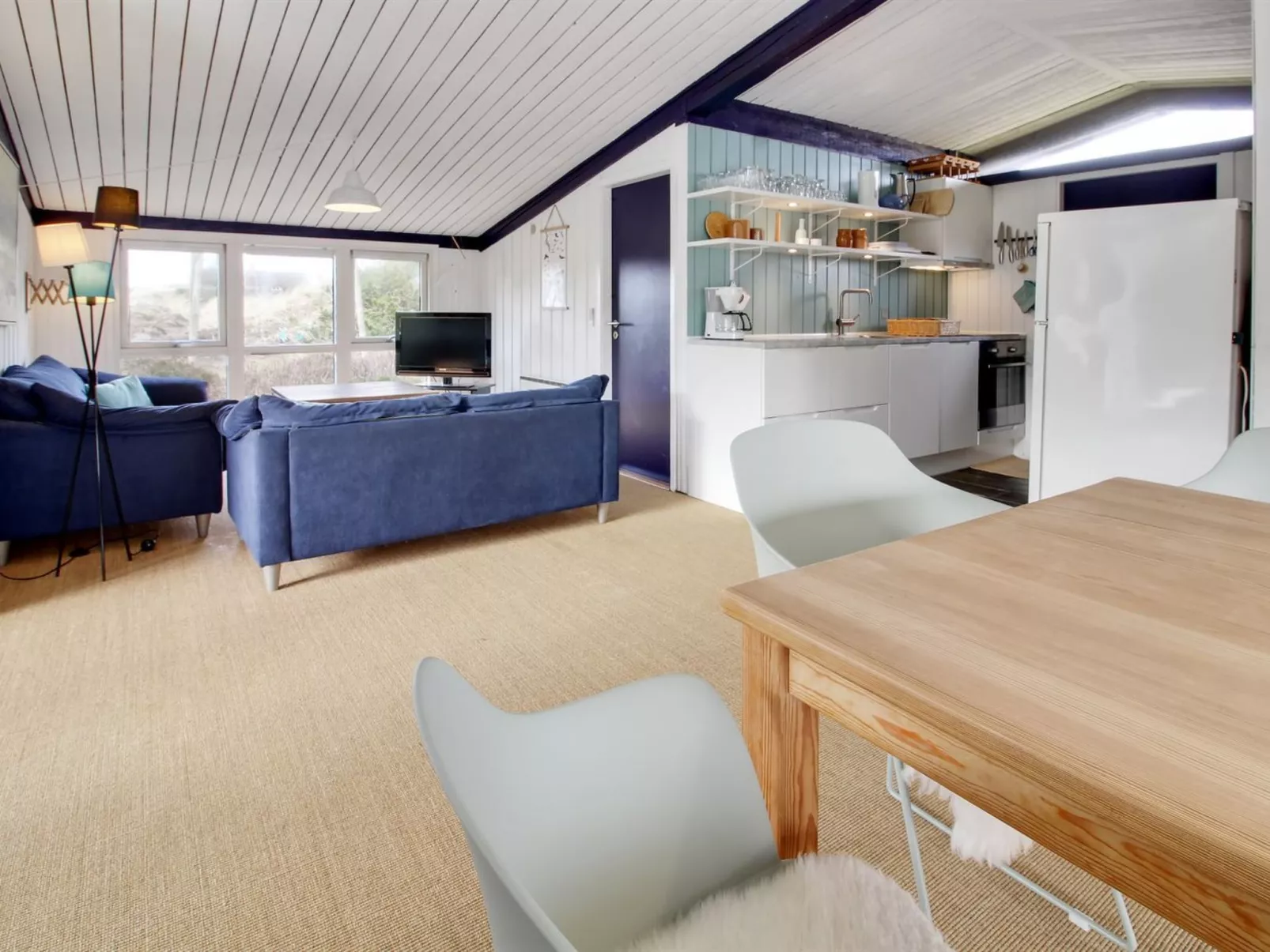 "Scarlett" - 300m from the sea-Inside