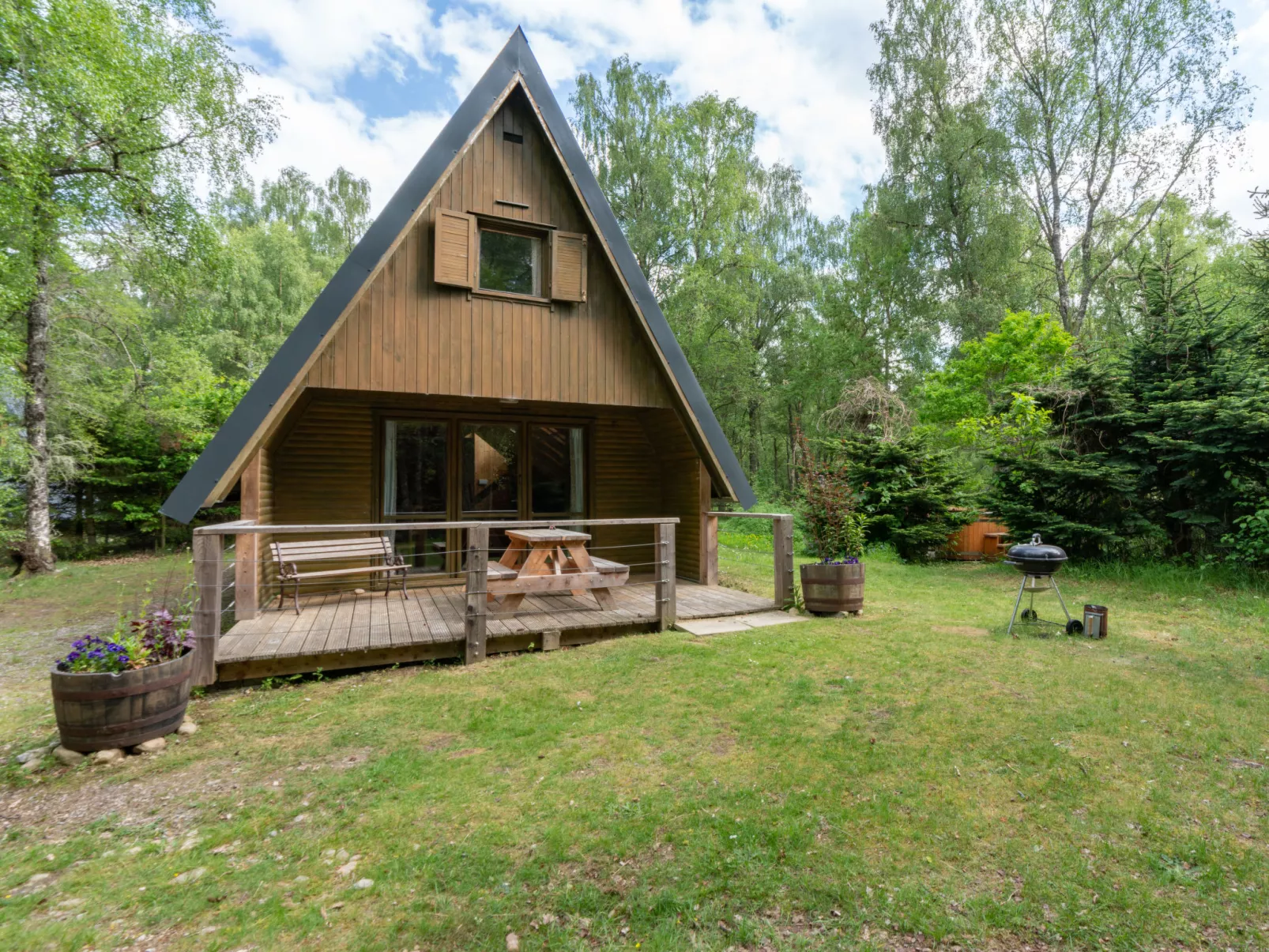Birchwood Cottage-Outside
