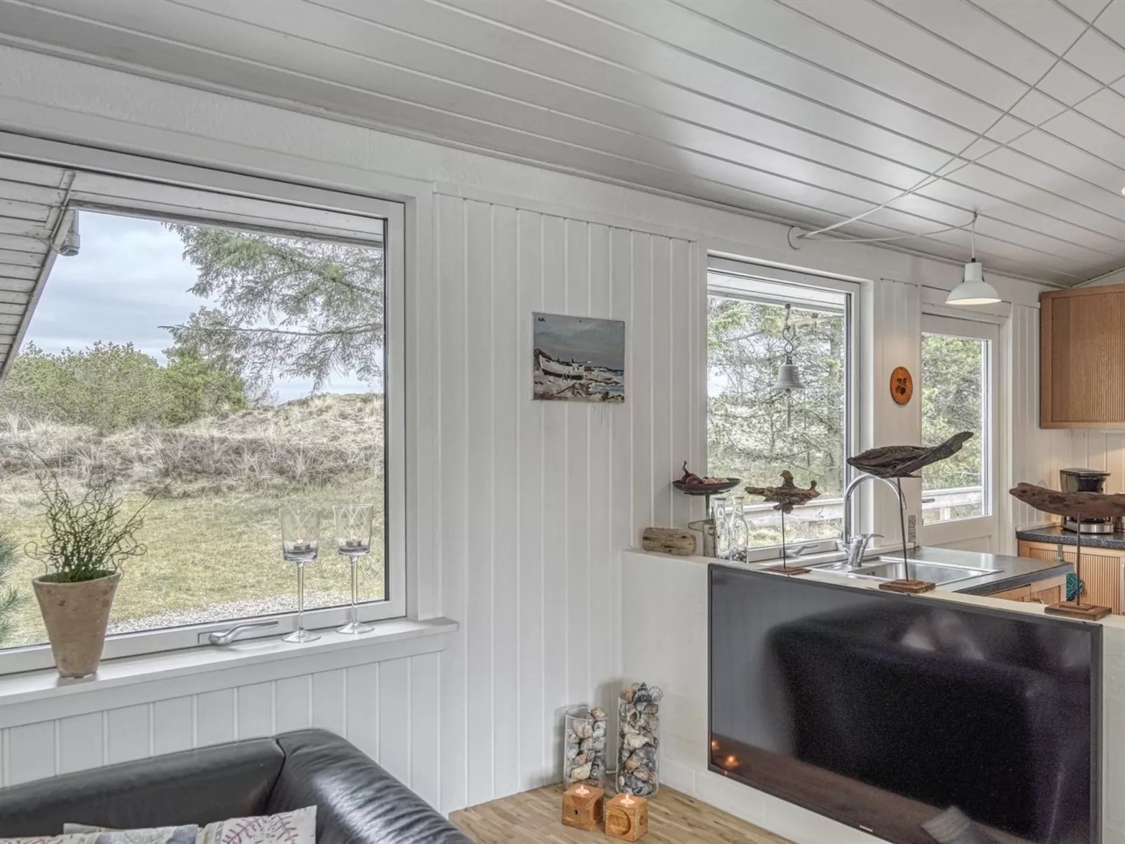 "Taneli" - 2.2km from the sea-Inside