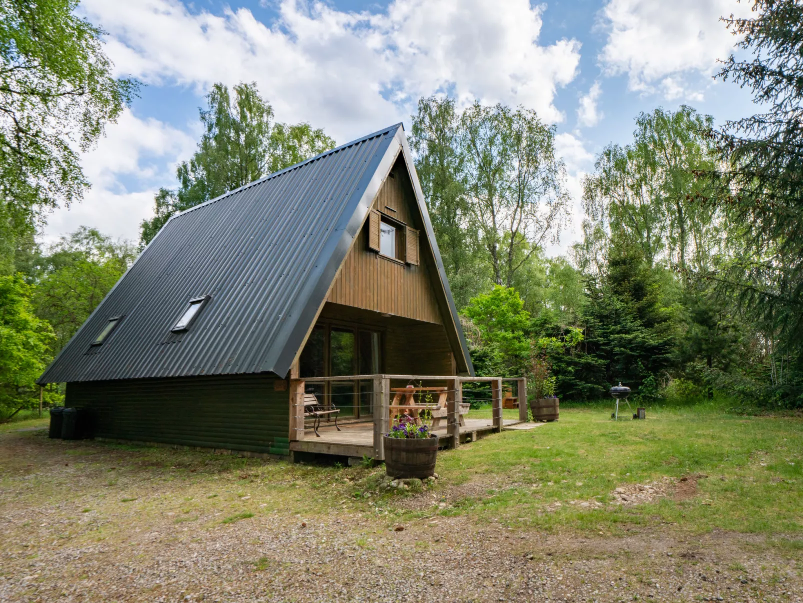 Birchwood Cottage-Outside