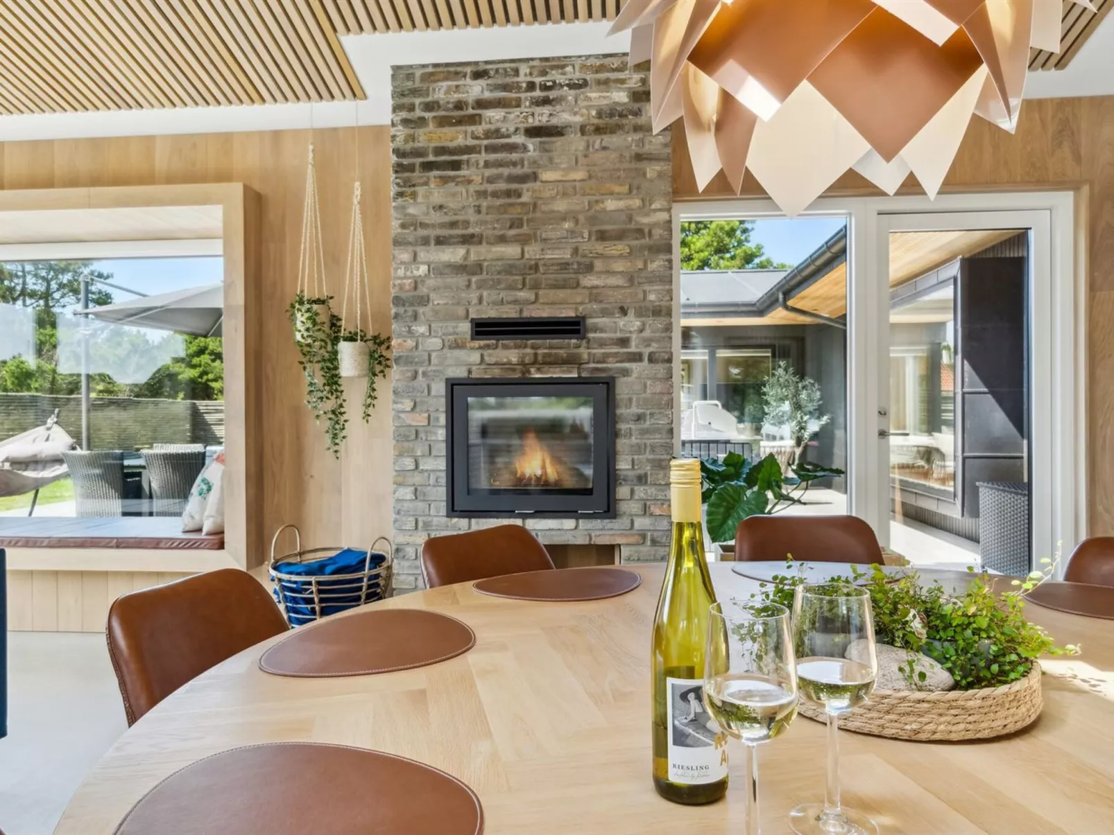 "Toyah" - 400m from the sea-Inside