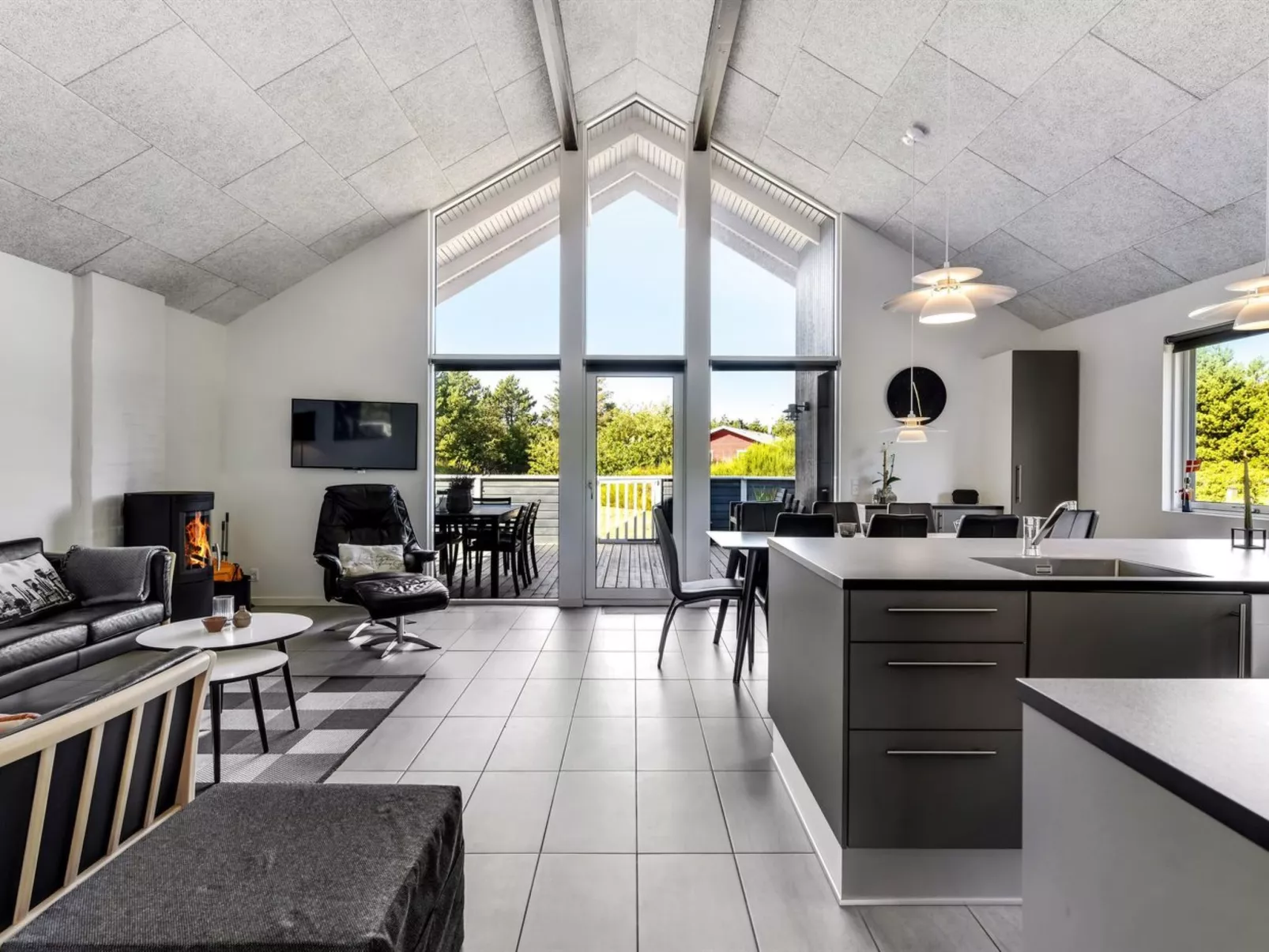 "Gundrath" - 1.4km from the sea-Inside