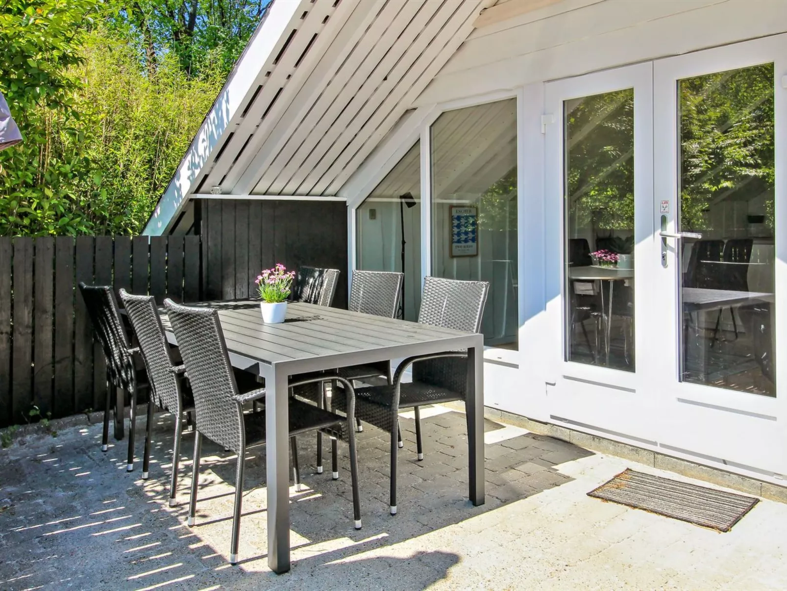 "Jaakob" - 30km from the sea-Outside