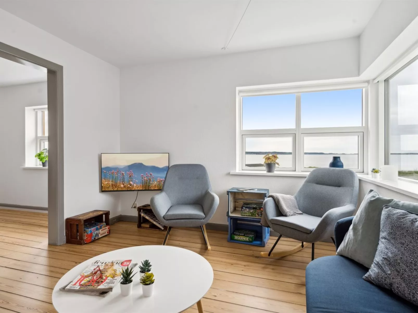 "Sira" - 25m from the sea-Inside