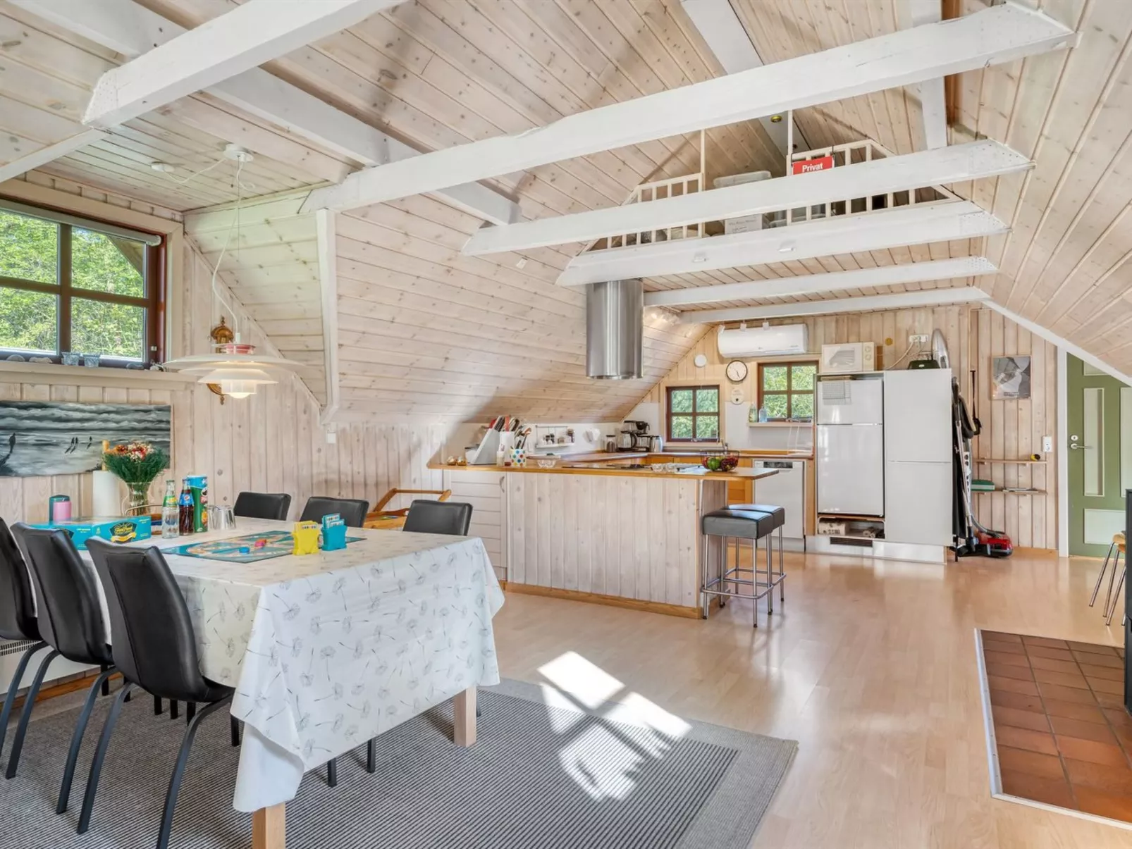 "Niesina" - 600m to the fjord-Drinnen