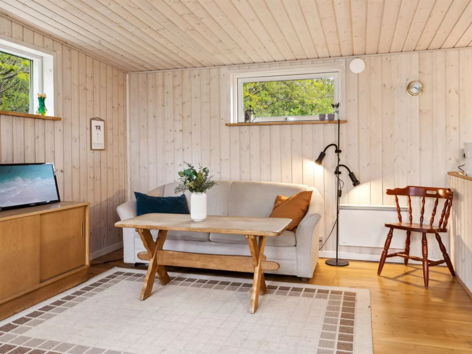 "Avni" - 300m from the sea-Inside