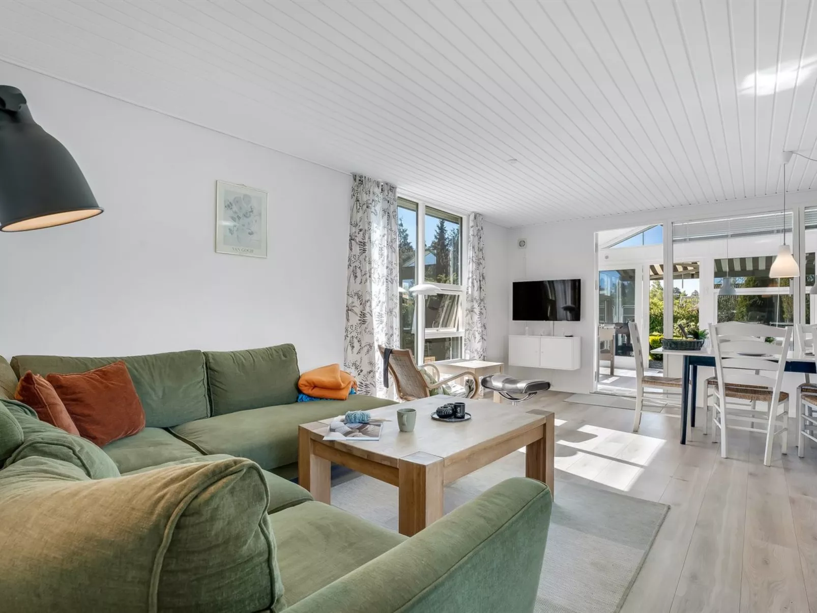 "Stina" - 600m from the sea-Inside