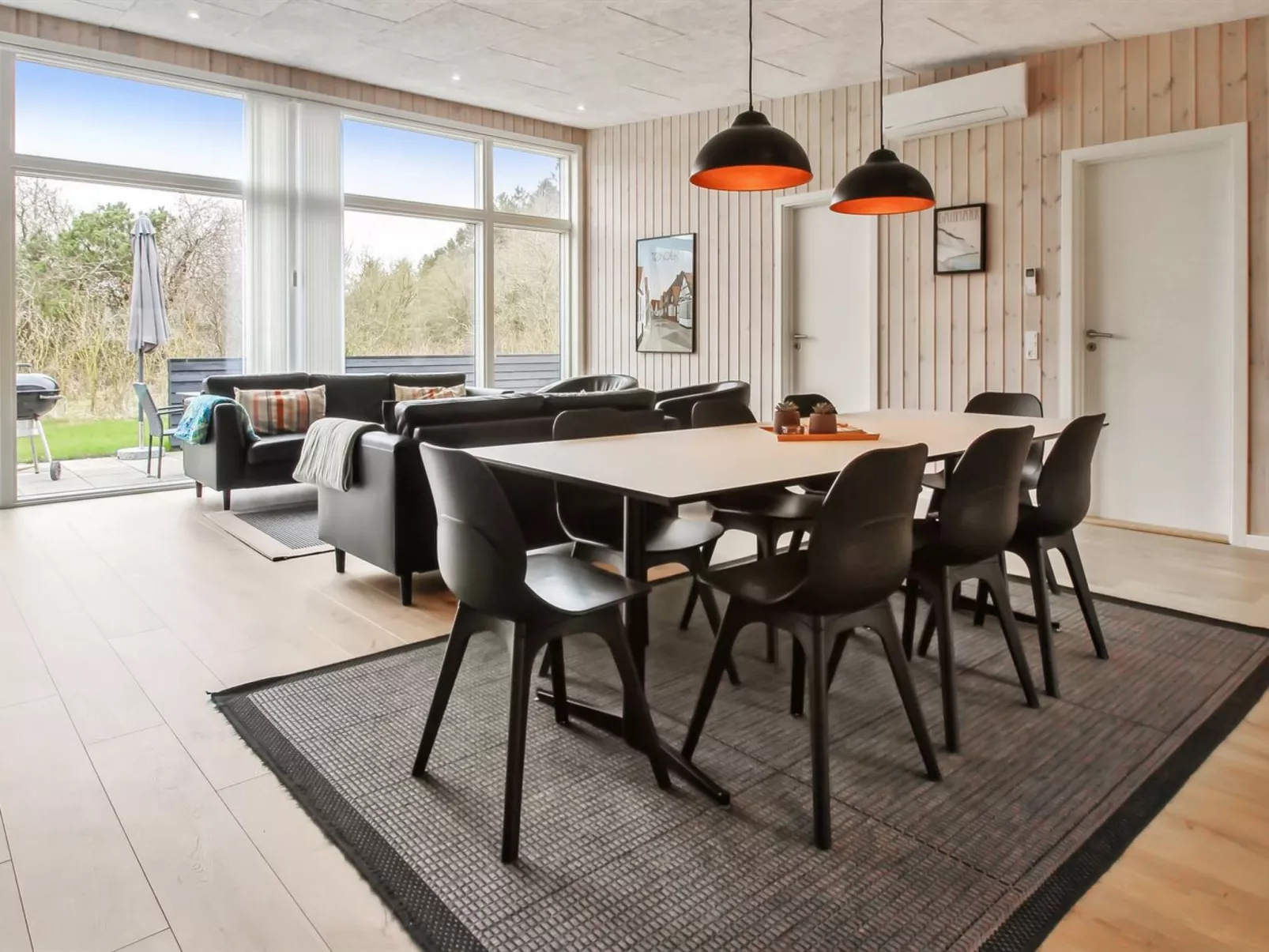 "Bendiks" - 30km from the sea-Inside