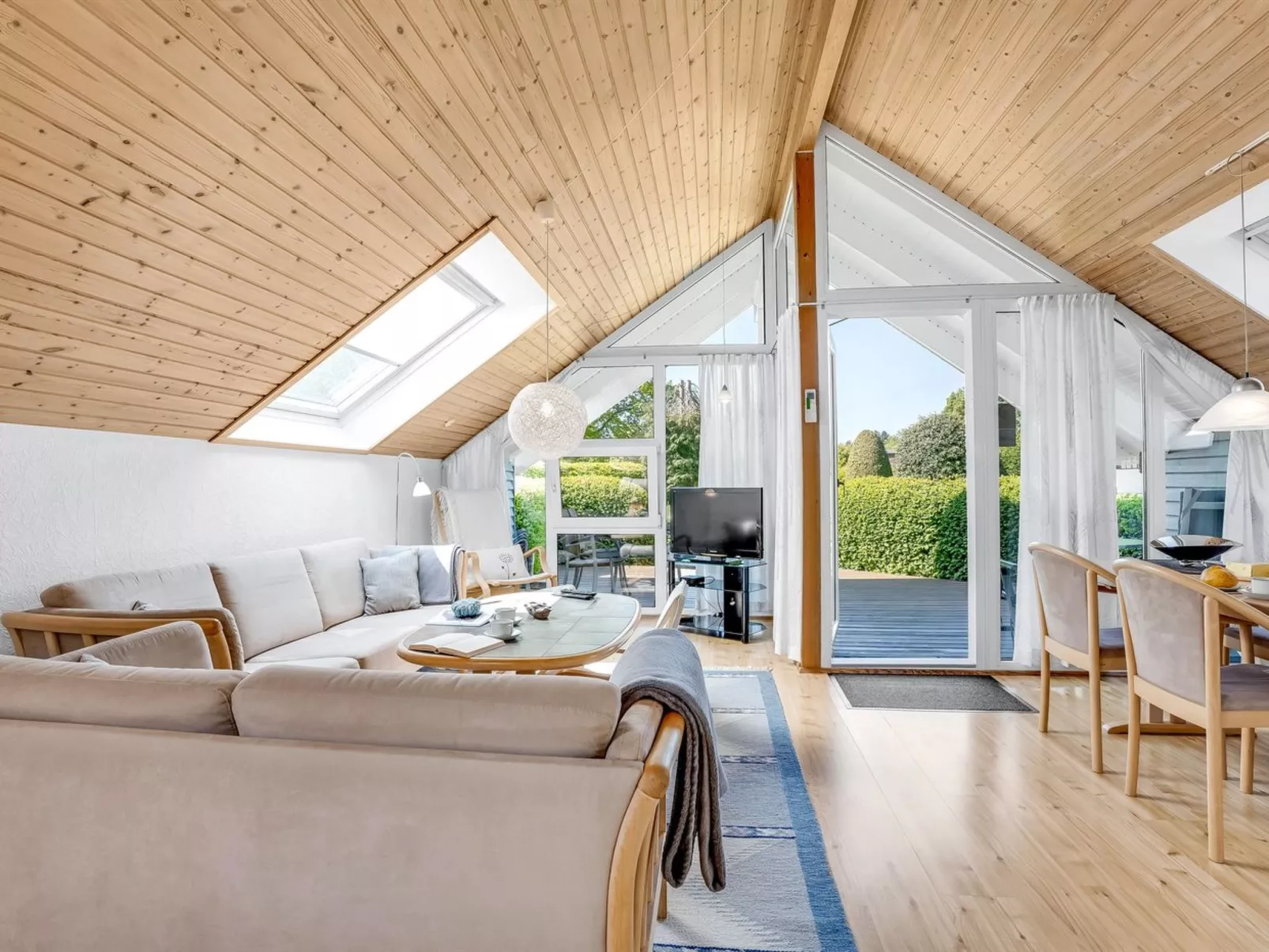 "Tytti" - 300m from the sea-Inside