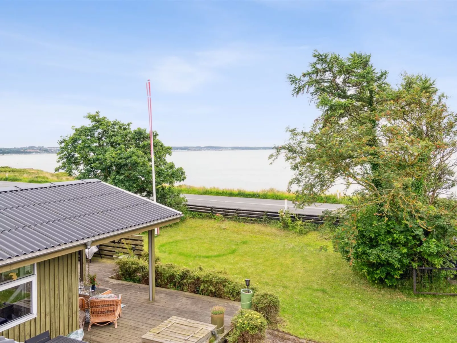 "Konsta" - 50m from the sea-Draußen