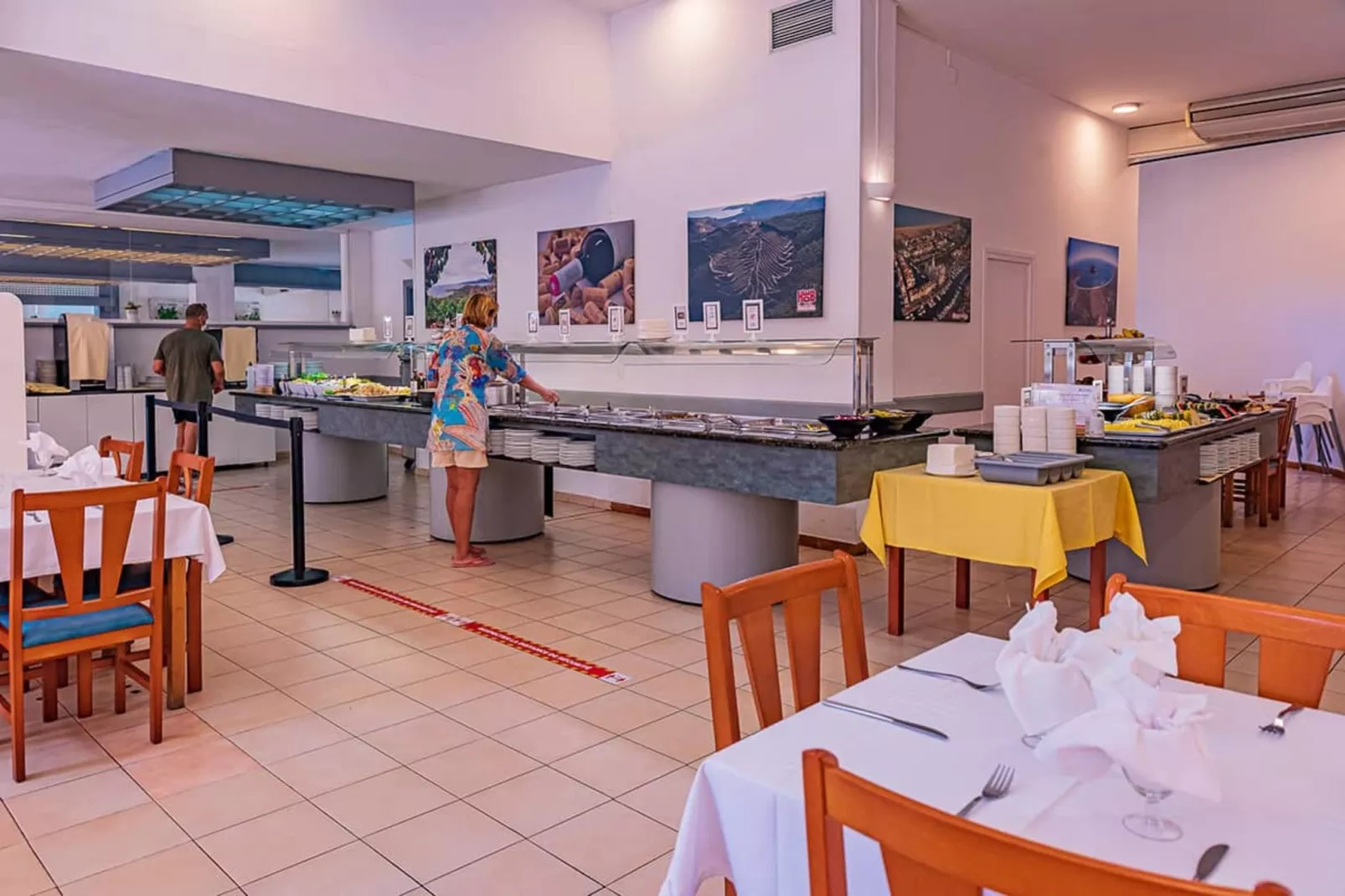 APARTAMENTOS COMTE D'EMPURIES B24-Ausstattung