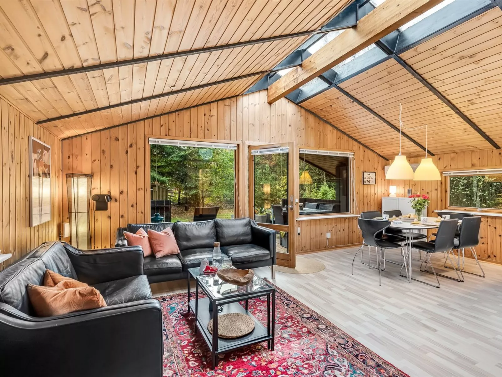 "Marthine" - 650m to the fjord-Dedans