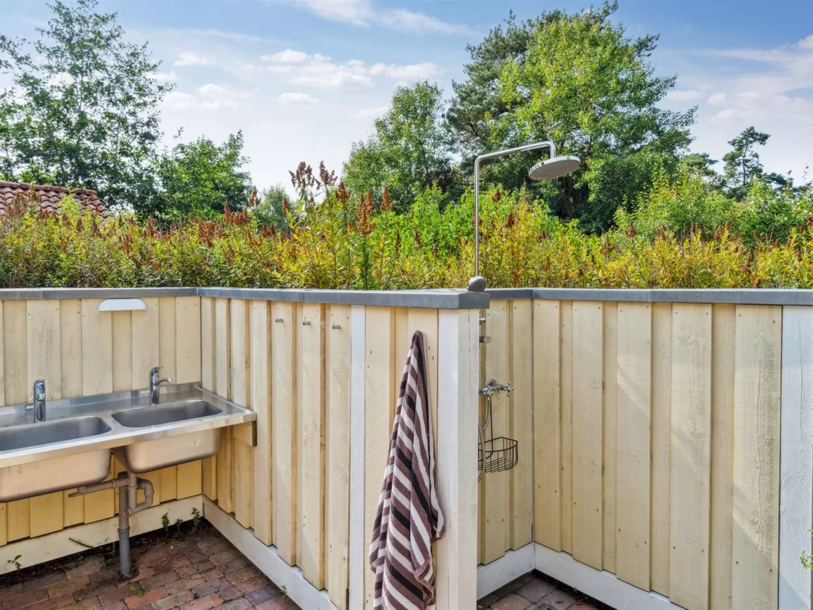 "Vamika" - 300m from the sea-Outside