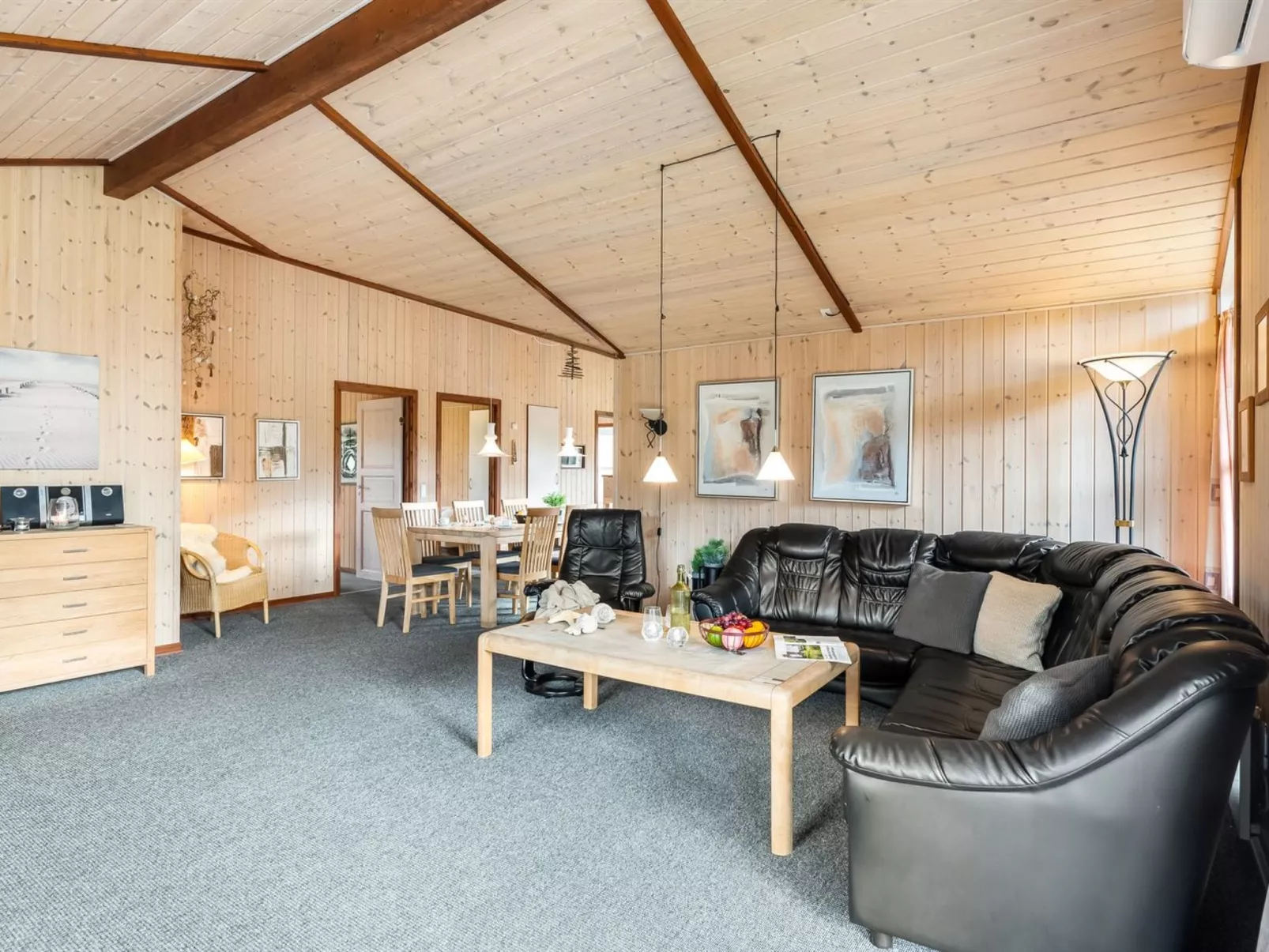 "Thorger" - 550m from the sea-Inside