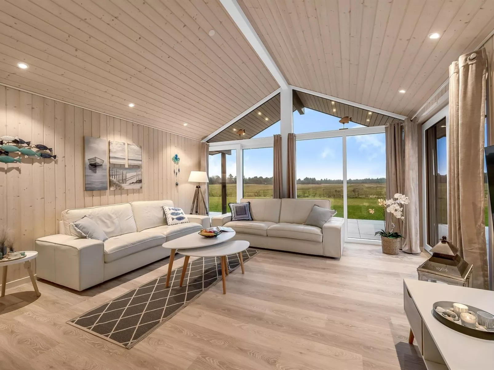 "Corina" - 850m to the fjord-Dedans