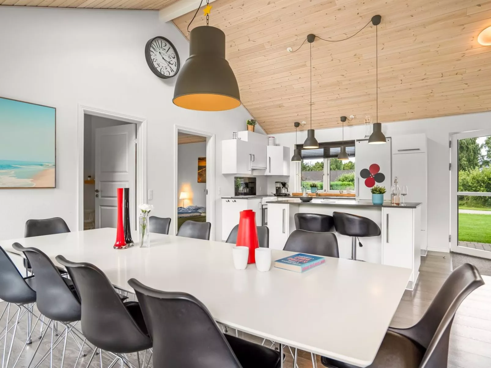 "Nauka" - 400m to the fjord-Inside