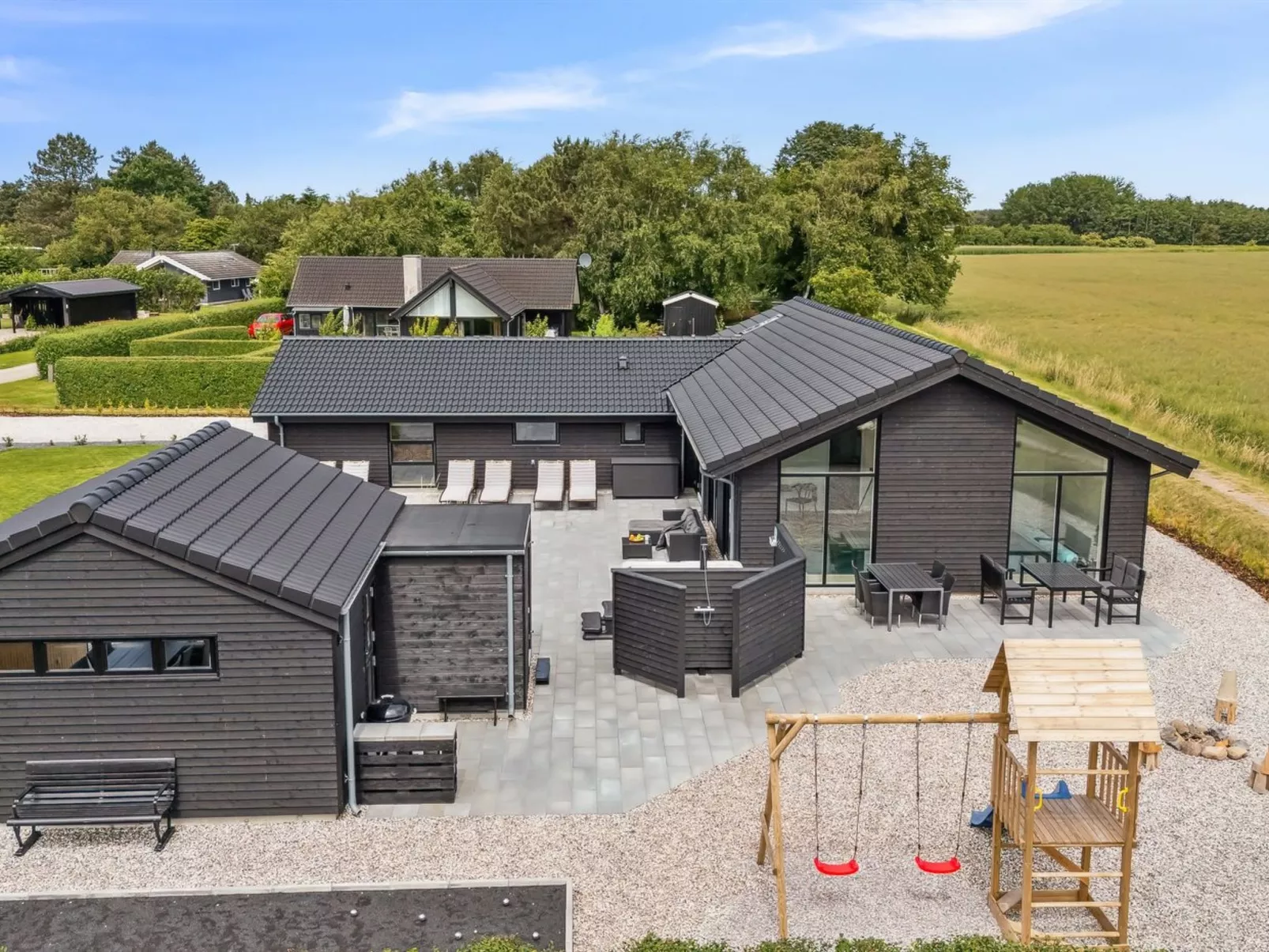 "Christian" - 600m from the sea-Outside