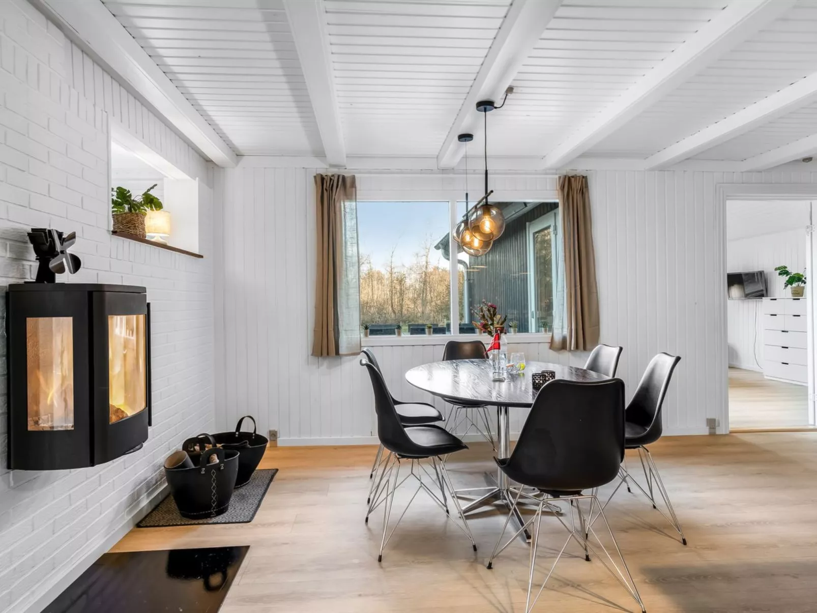 "Gunnil" - 400m from the sea-Drinnen