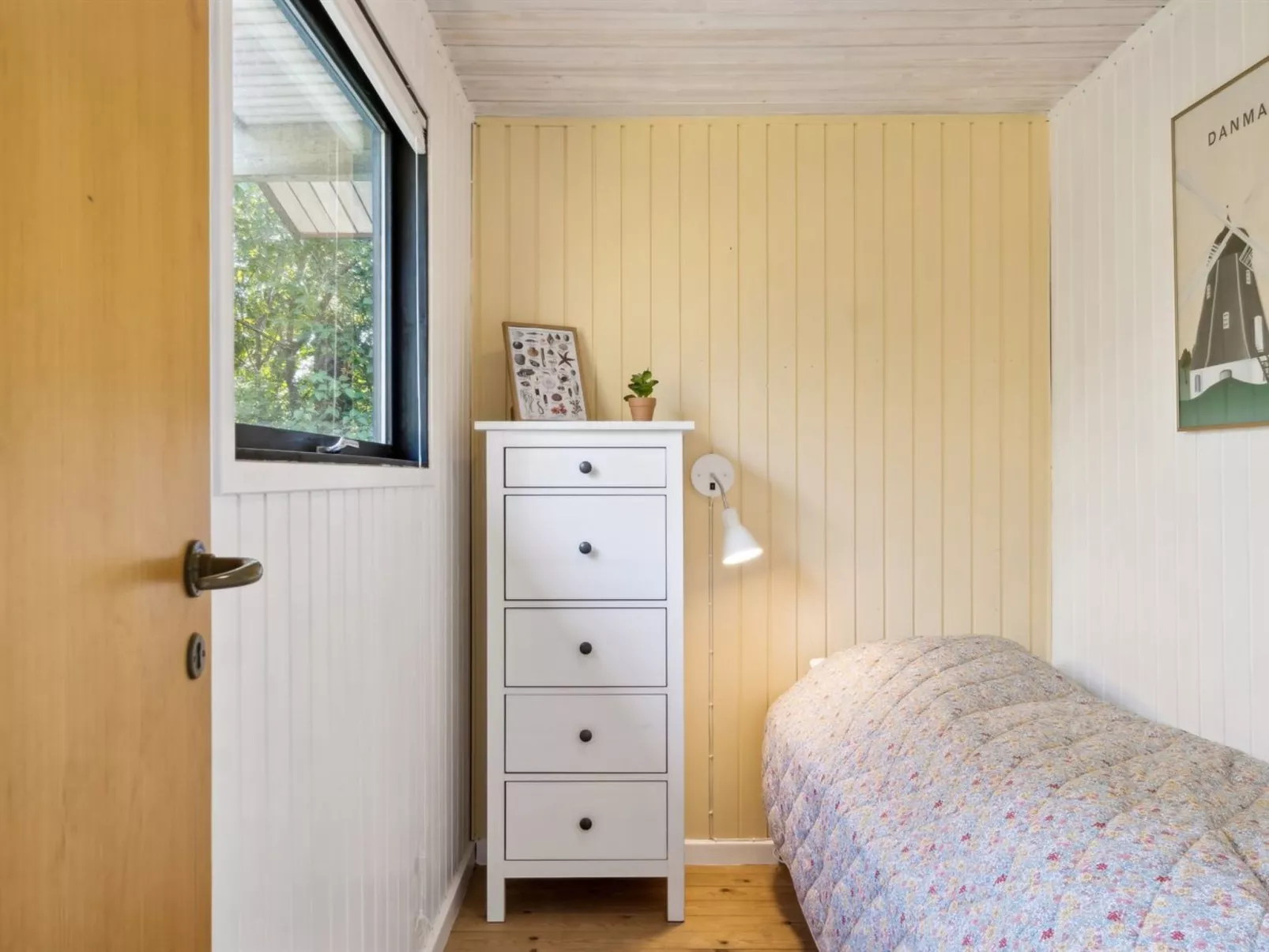 "Lavrans" - 1km from the sea-Inside