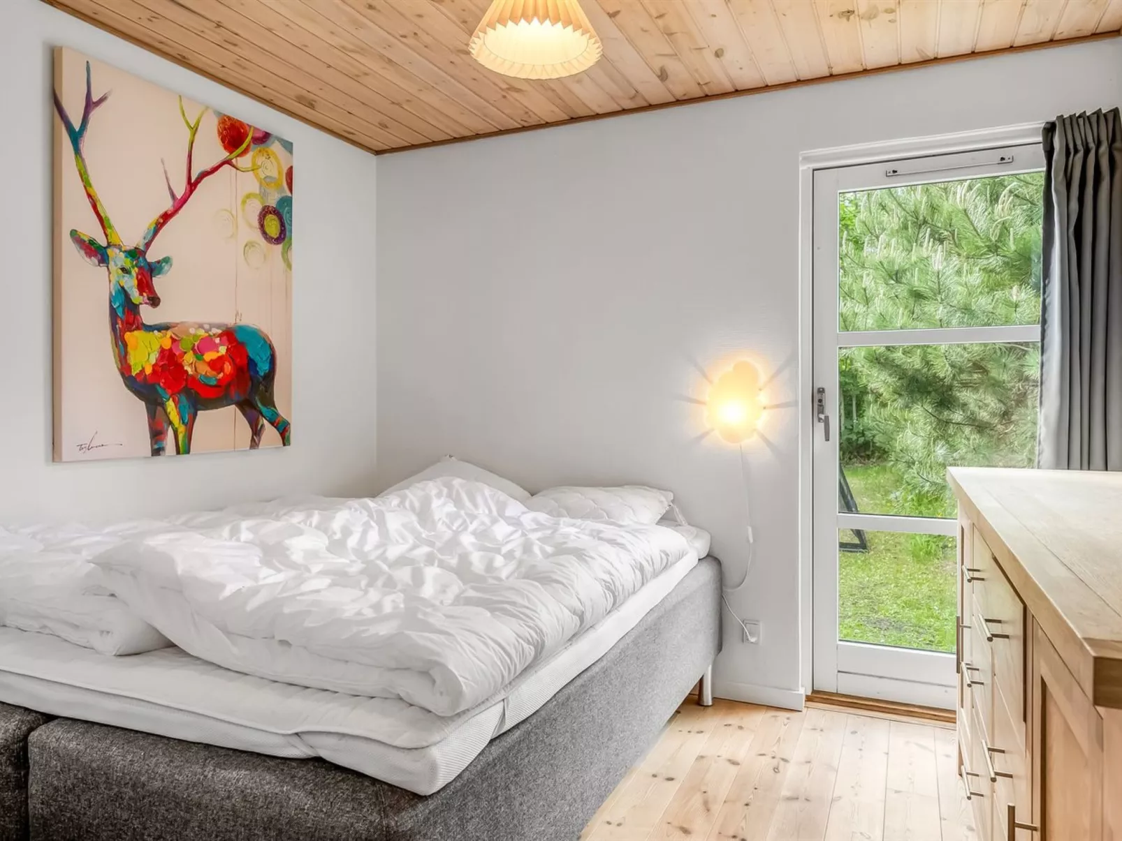 "Hellin" - 175m from the sea-Inside