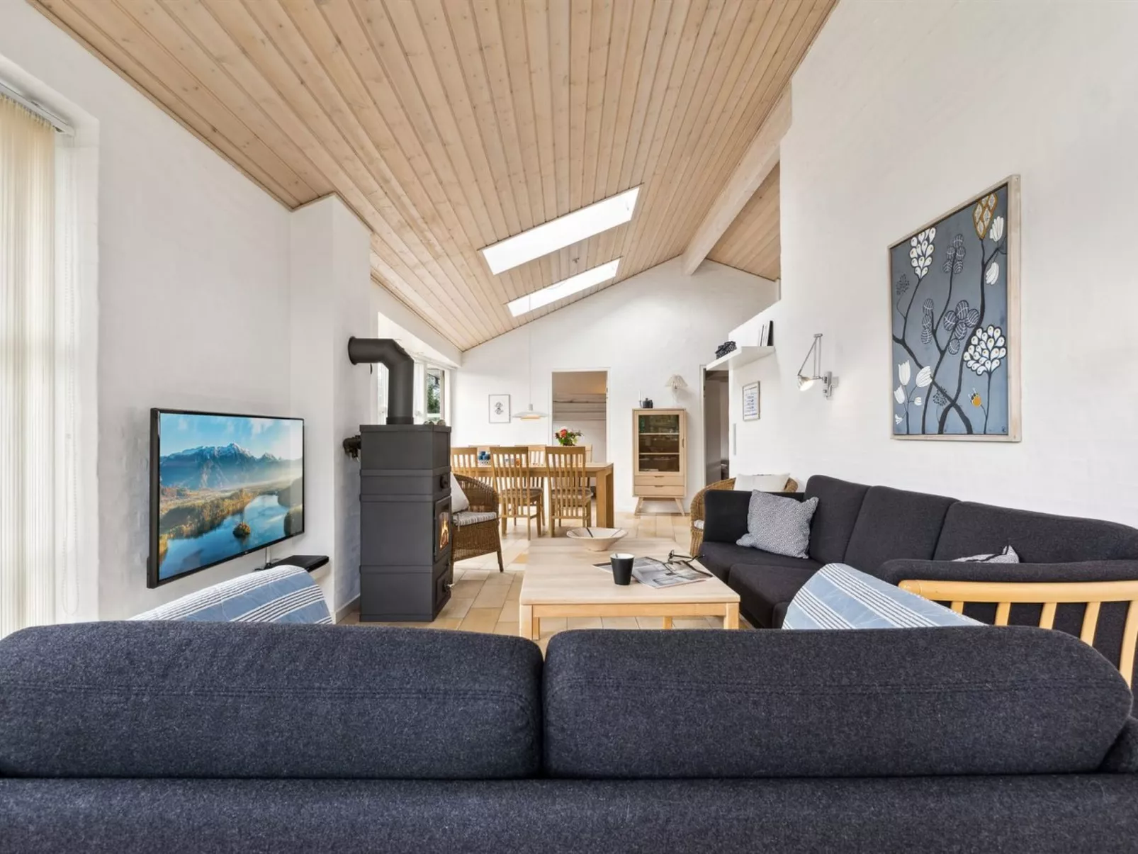 "Agneta" - 150m from the sea-Inside