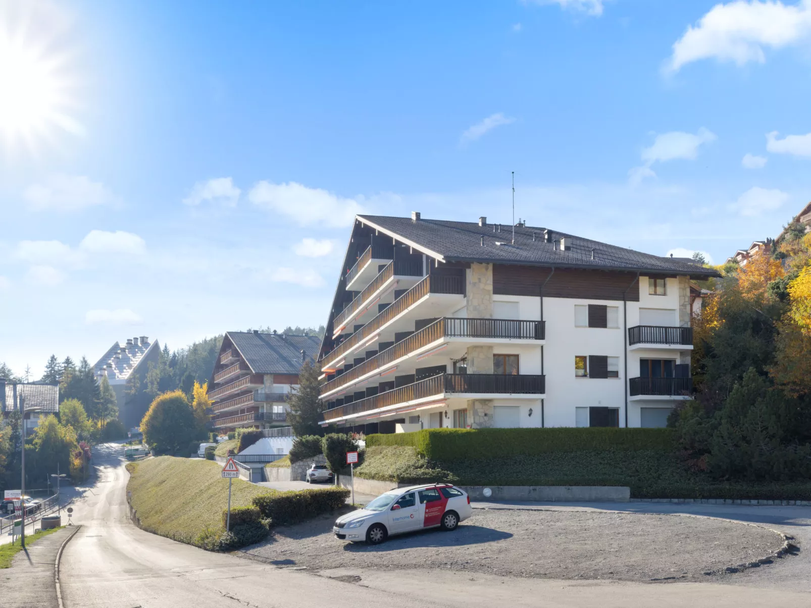 Marigny Dent-Blanche 25-Outside