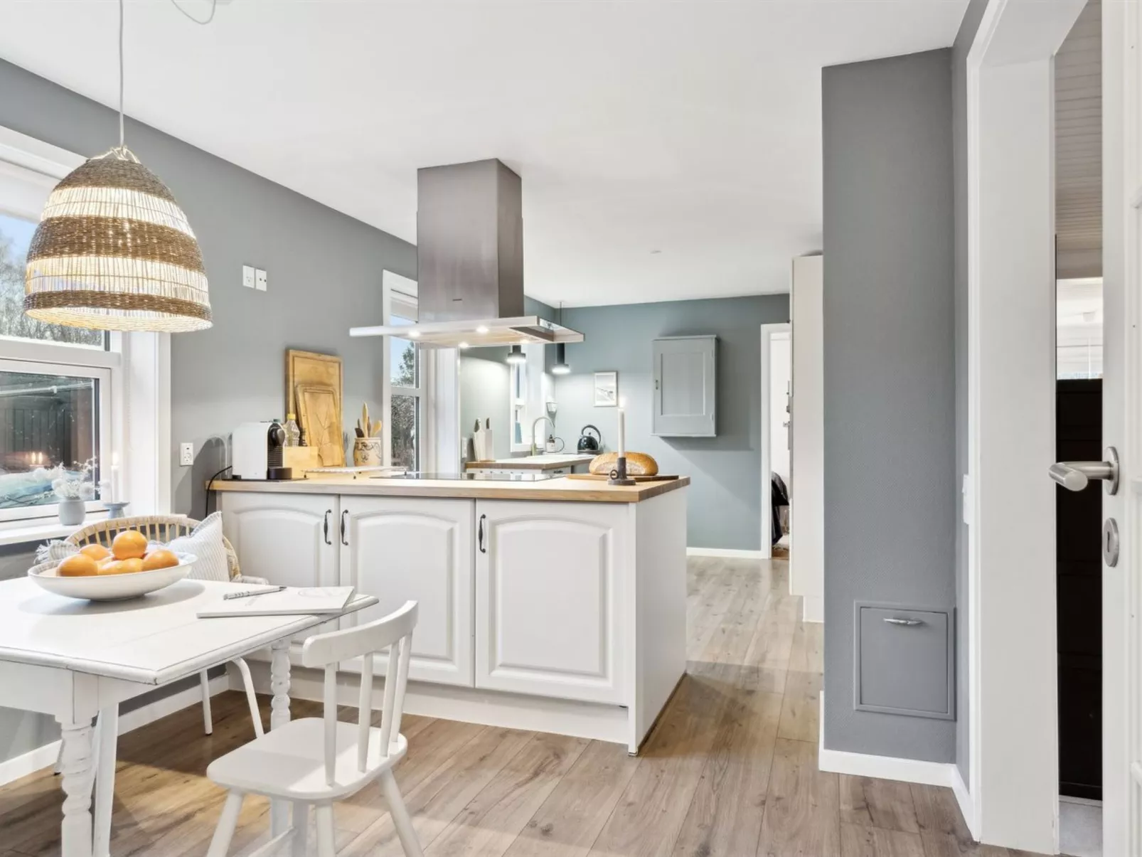 "Nayeli" - 1.2km from the sea-Inside