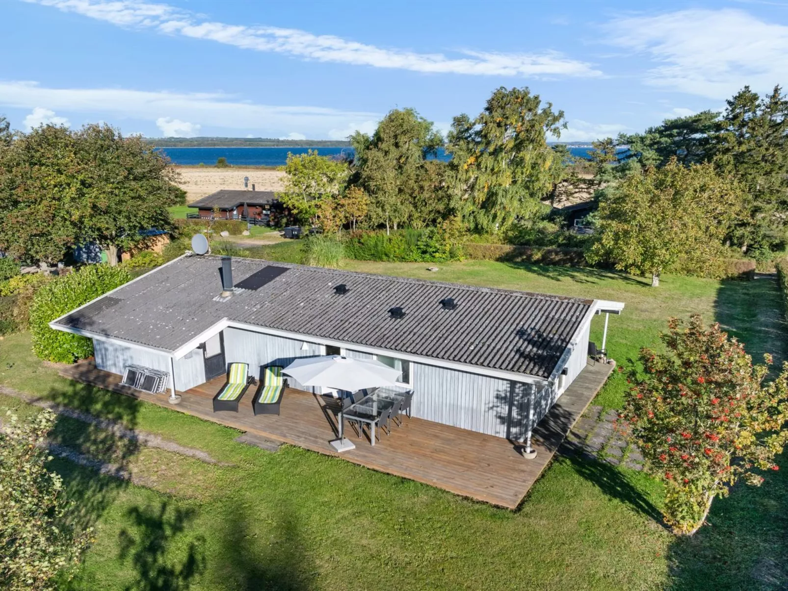 "Kajsa" - 250m from the sea-Outside