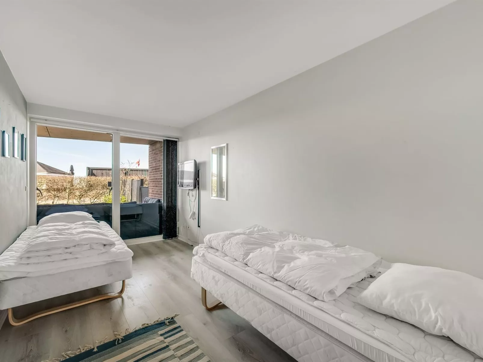 "Gustav" - 100m to the fjord-Dedans