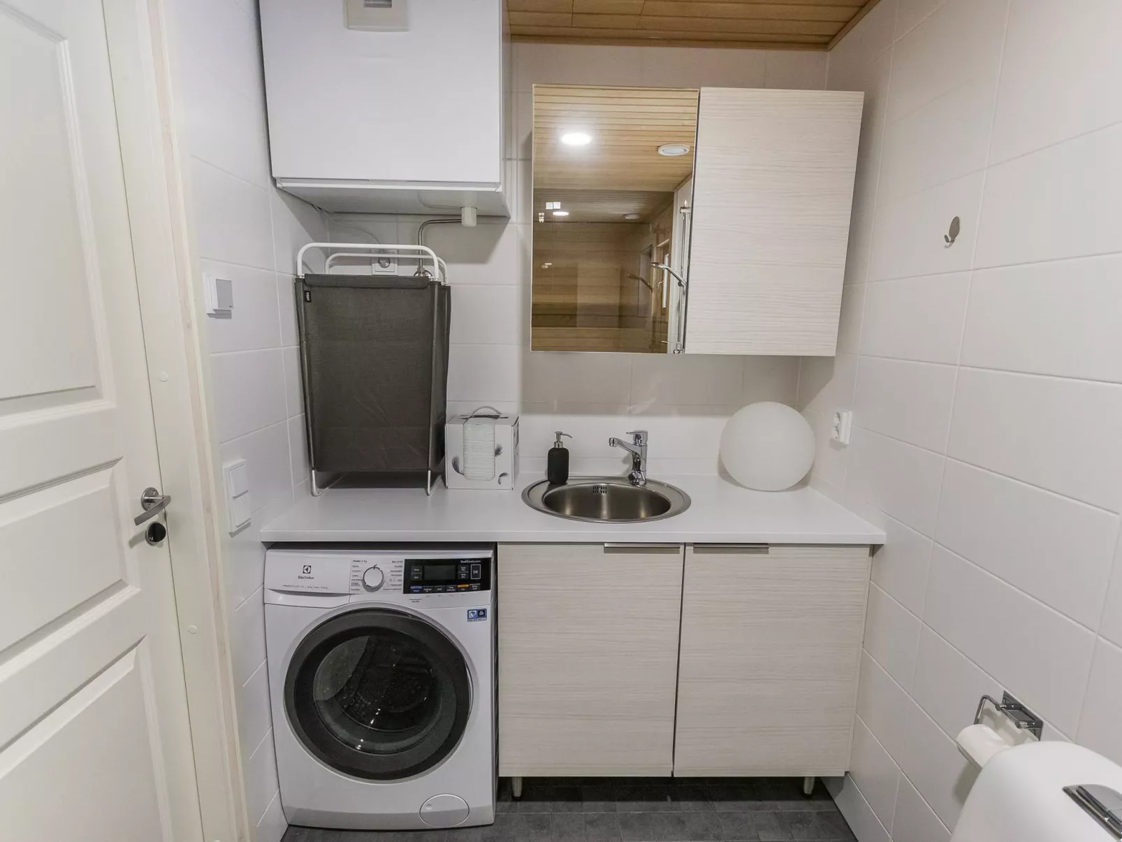 Kuuraparta a-Drinnen